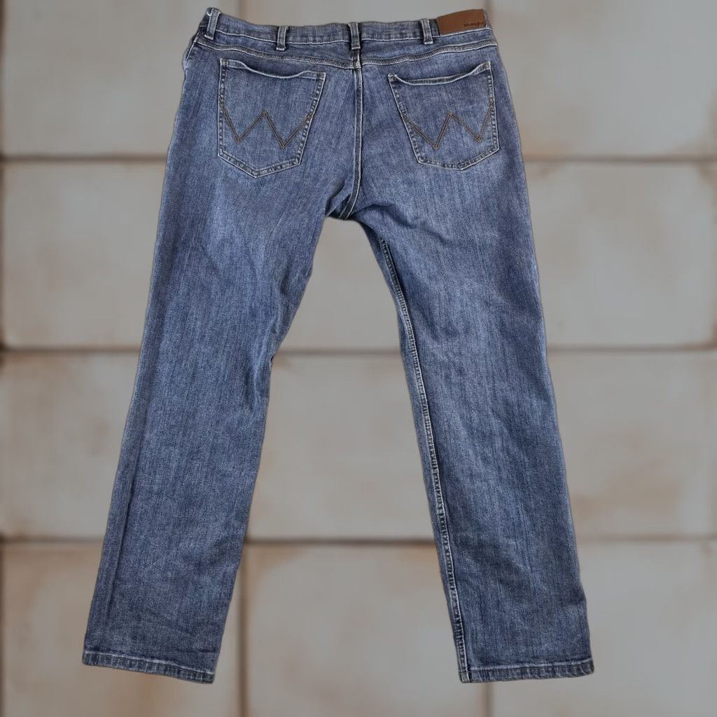 Wrangler Wrangler Jeans Mens Size 40 X 32 Straight Denim 5-Pocket Blue Cowboy USA Stars Comfort Stretch Regular Fit Size US 40 / EU 56 - 1 Thumbnail