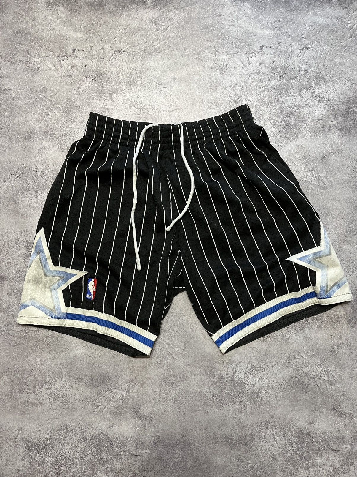 Mitchell & Ness Orlando Magic NBA shorts Size US 32 / EU 48 - 1 Thumbnail
