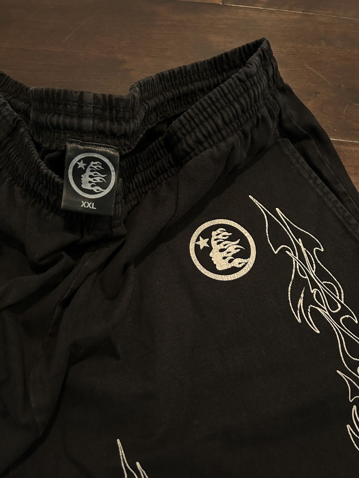HELLSTAR Hellstar XXXX Flames fleece shorts Size US 38 / EU 54 - 2 Thumbnail