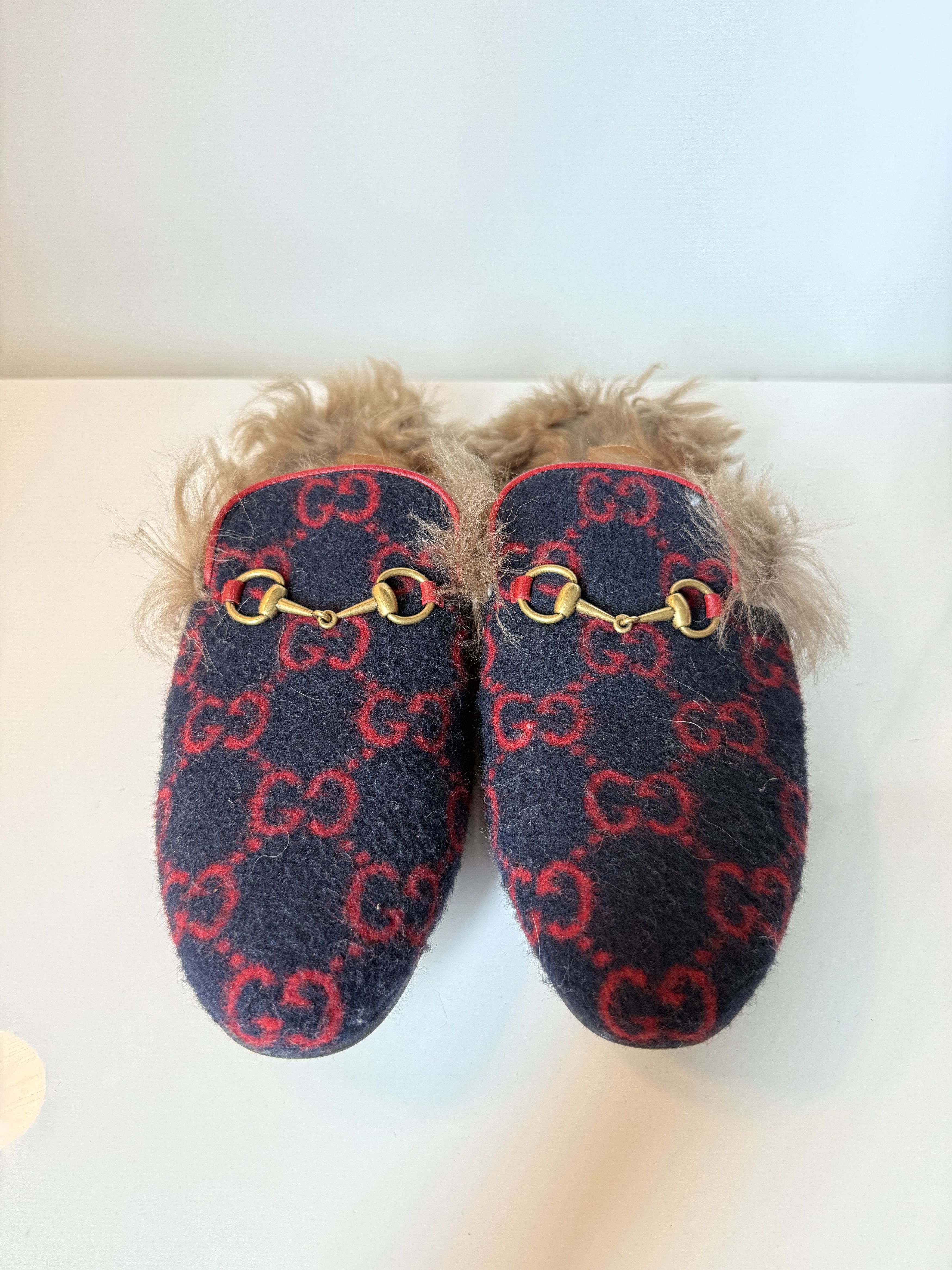 Gucci Gucci Shearling Mules Size US 8.5 / IT 38.5 - 1 Thumbnail