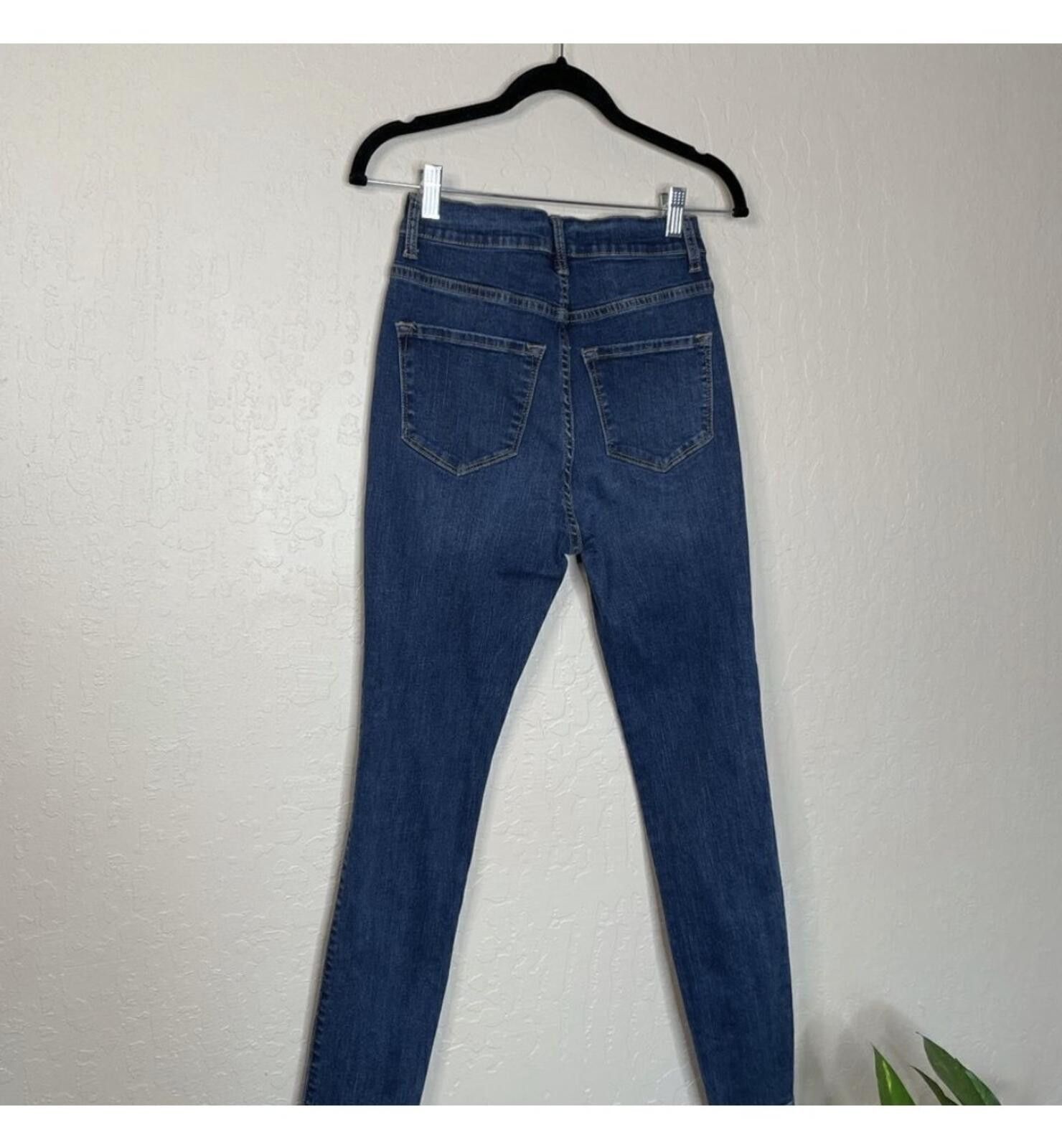 Fashion Nova (FASHION NOVA) high rise skinny jeans Size 30" / US 8 / IT 44 - 6 Thumbnail