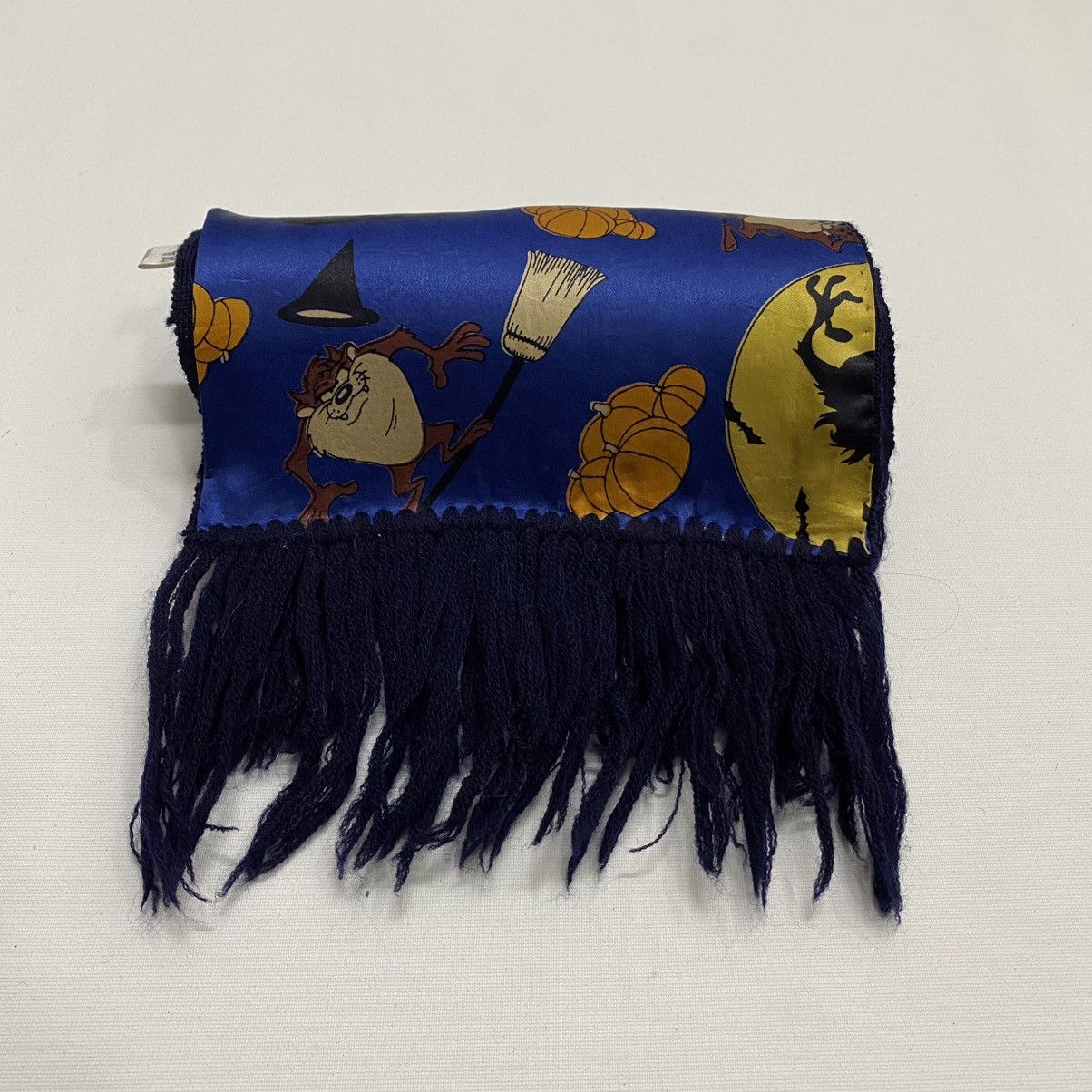 Cartoon Network TAZMANIA JAPANESSE CARTOON SILK SCARF MUFFLER JB001 Size ONE SIZE - 9 Thumbnail