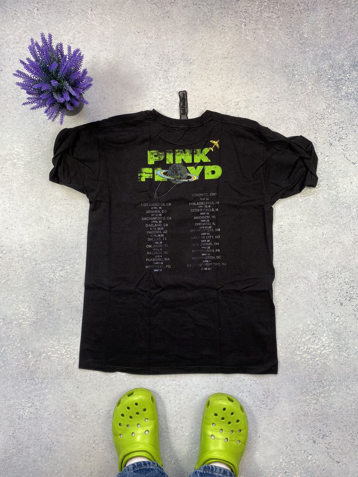 Band Tees × Pink Floyd × Vintage Vintage Men’s Pink Floyd Black tour t shirt 2005 Size US M / EU 48-50 / 2 - 6 Thumbnail