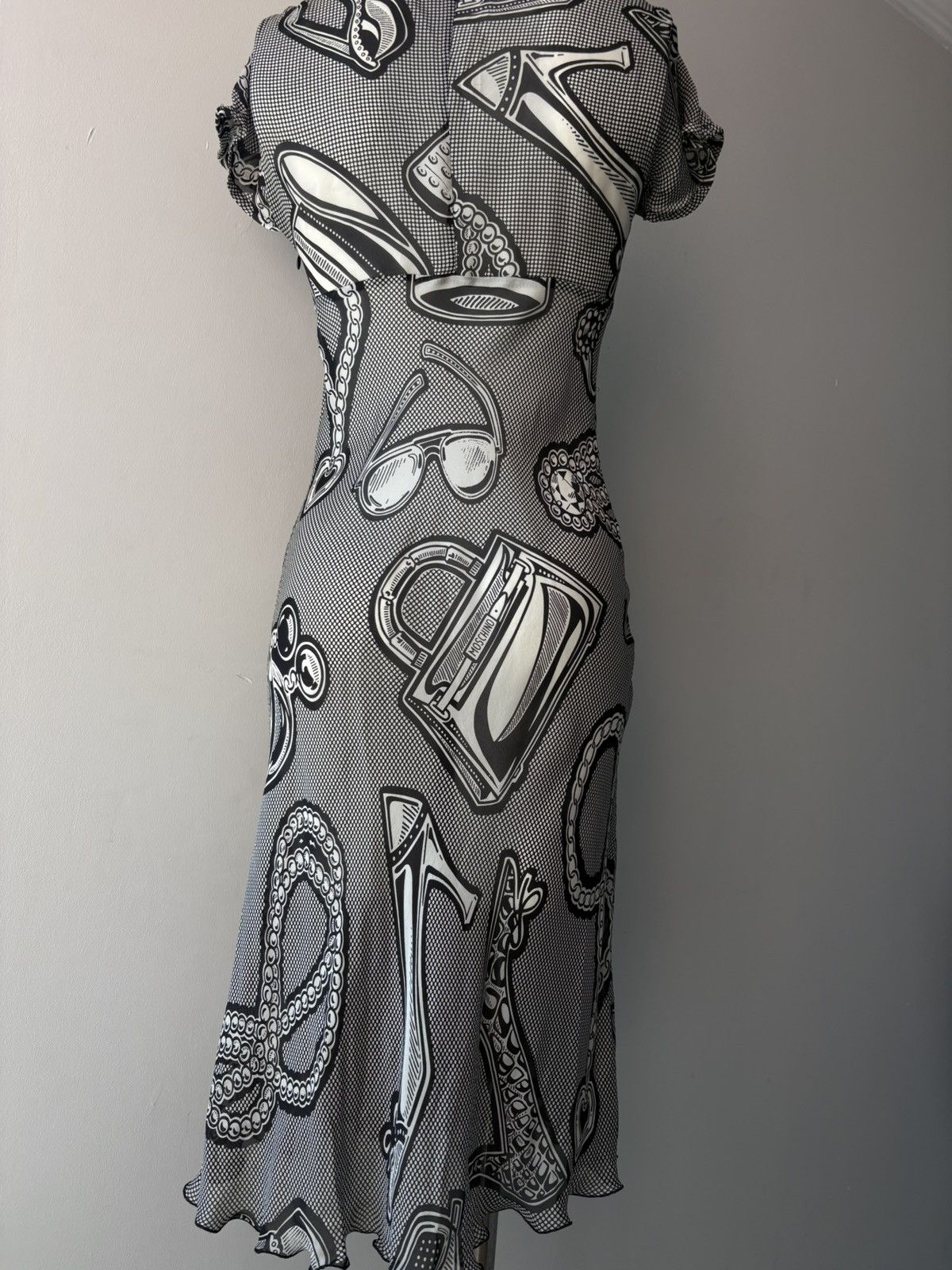 Moschino Moschino silk dress Size M / US 6-8 / IT 42-44 - 16 Thumbnail