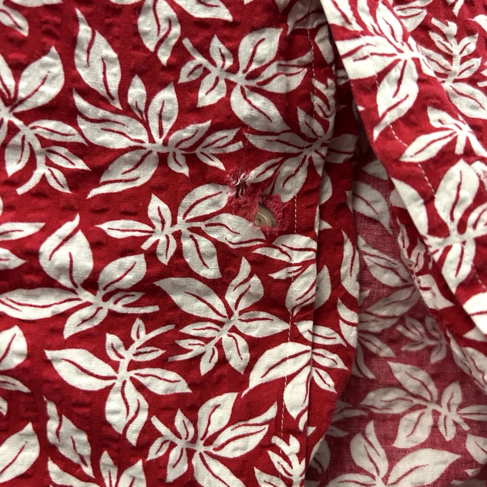 Tommy Hilfiger VINTAGE Tommy Hilfiger Seersucker Floral Hawaiian Button Front Shirt Mens L Red Size US L / EU 52-54 / 3 - 4 Thumbnail