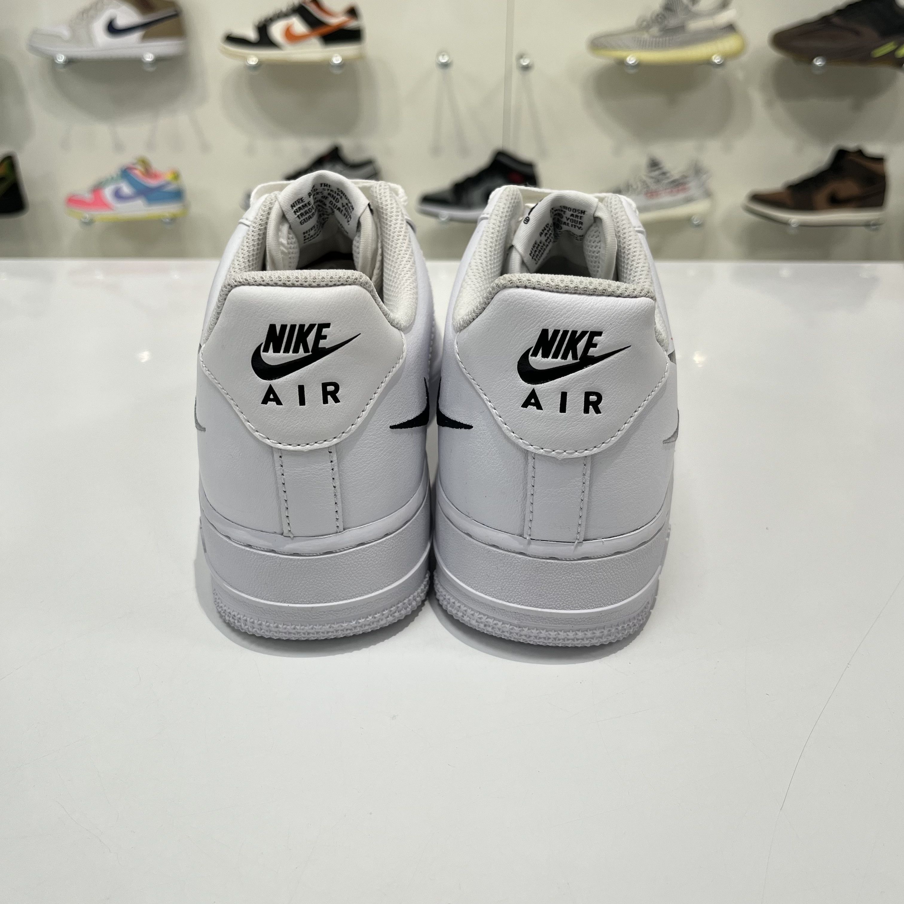 Nike Nike Air Force 1 Low Multi-Swoosh White Size US 7 / EU 40 - 3 Thumbnail