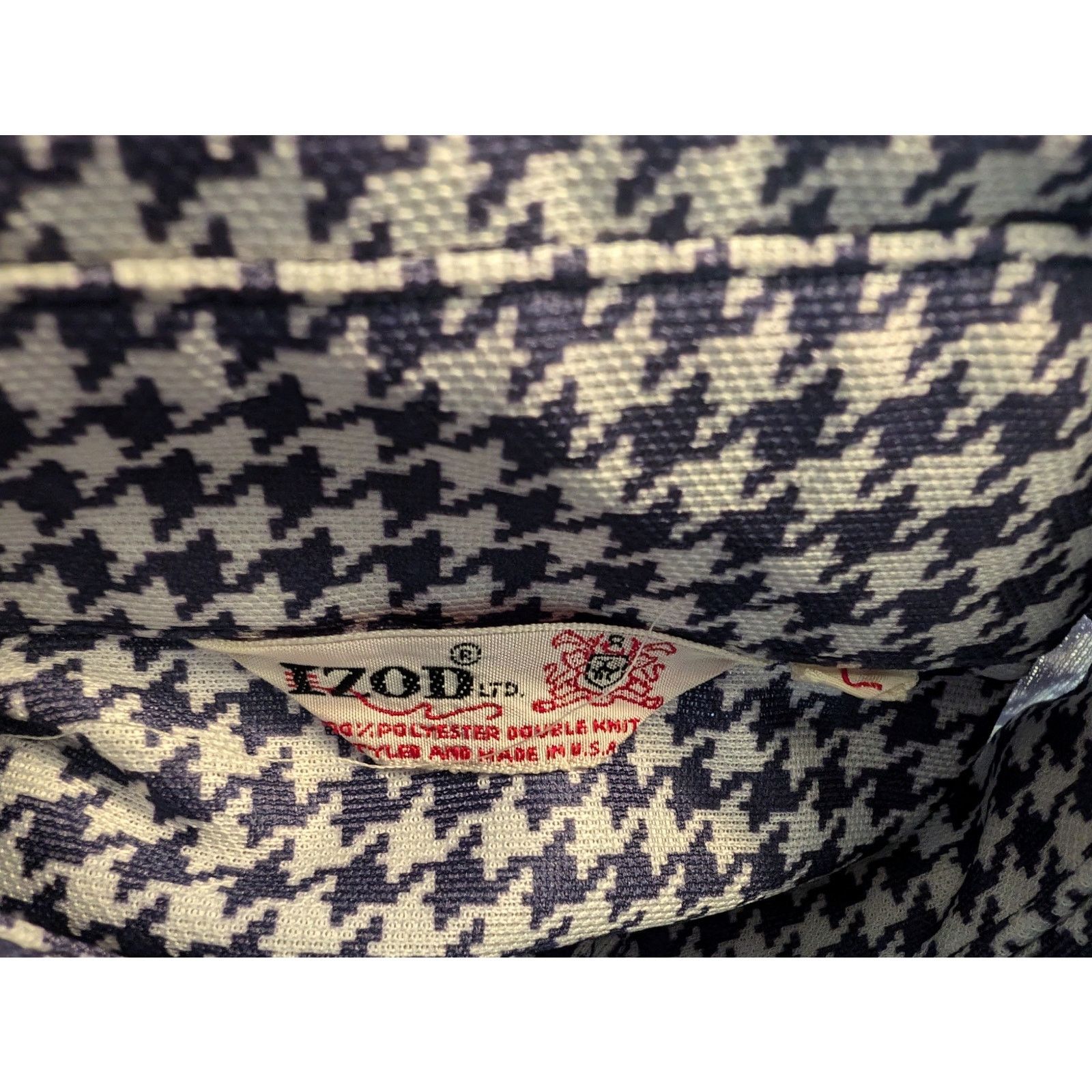 Izod IZOD Blue Mens Houndstooth 80s Golf Polo in good condition. Size US L / EU 52-54 / 3 - 5 Thumbnail