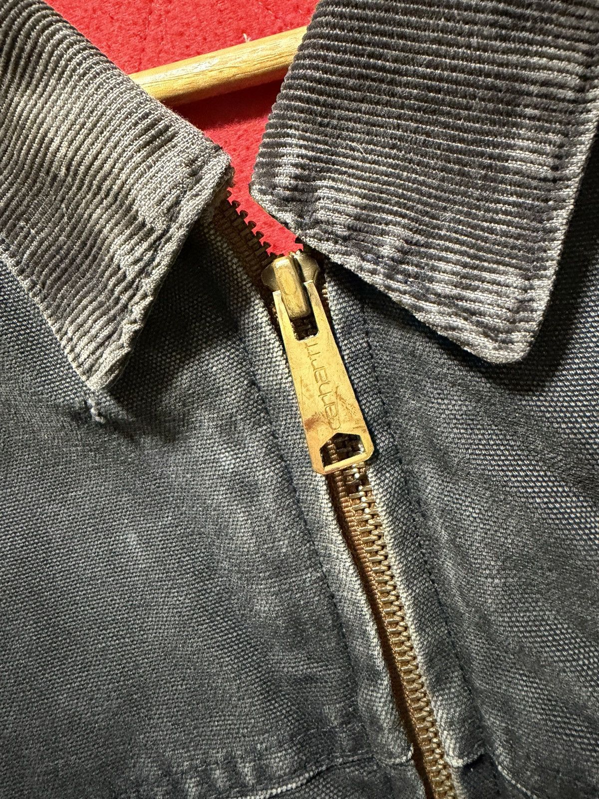 Carhartt Carhartt Detroit Jacket Faded Black Red Lined Distressed Size US XL / EU 56 / 4 - 5 Thumbnail