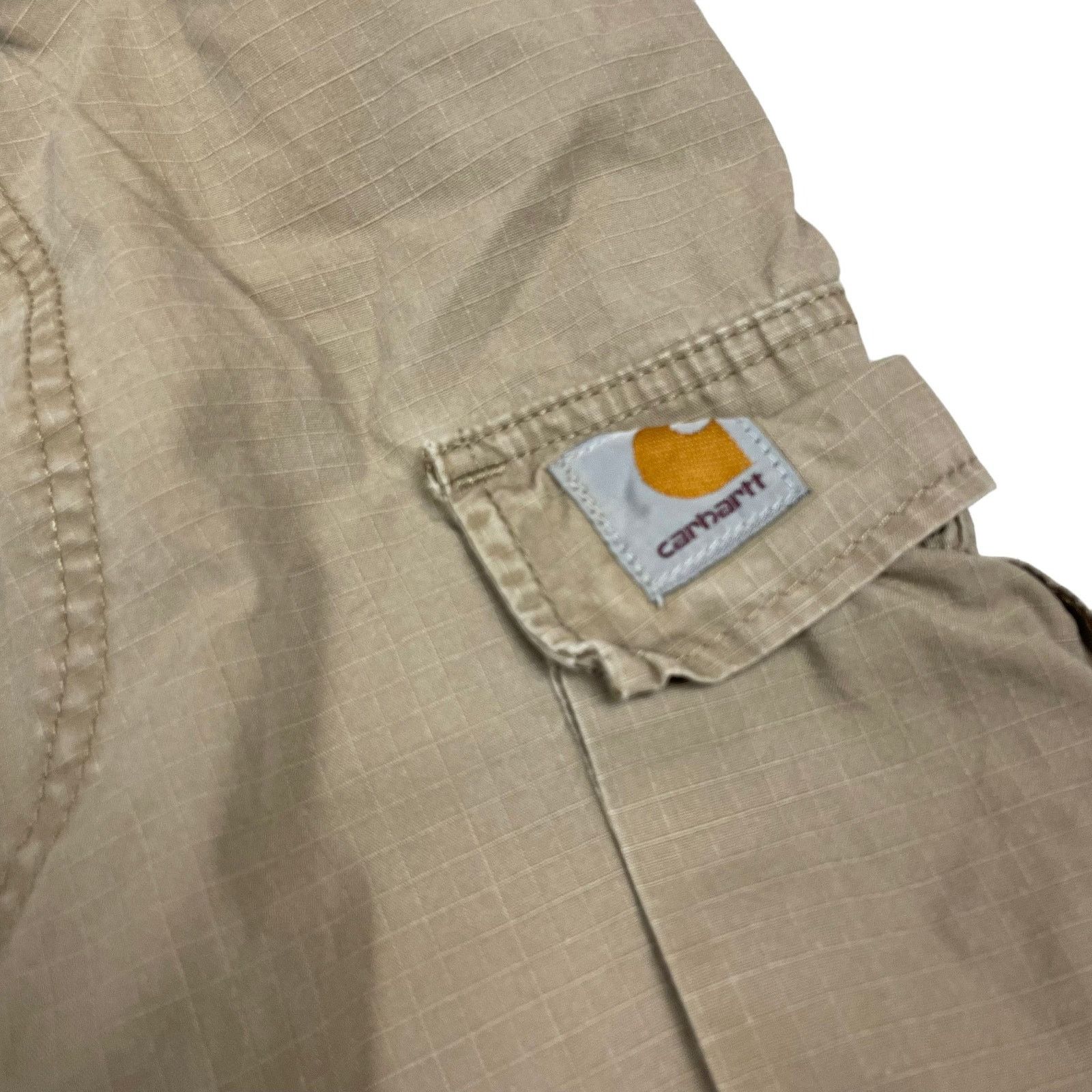 Carhartt × Vintage Carhartt Men's beige Cotton Logo Zip Fly Cargo Pants 27 x 30 Size US 27 - 8 Thumbnail