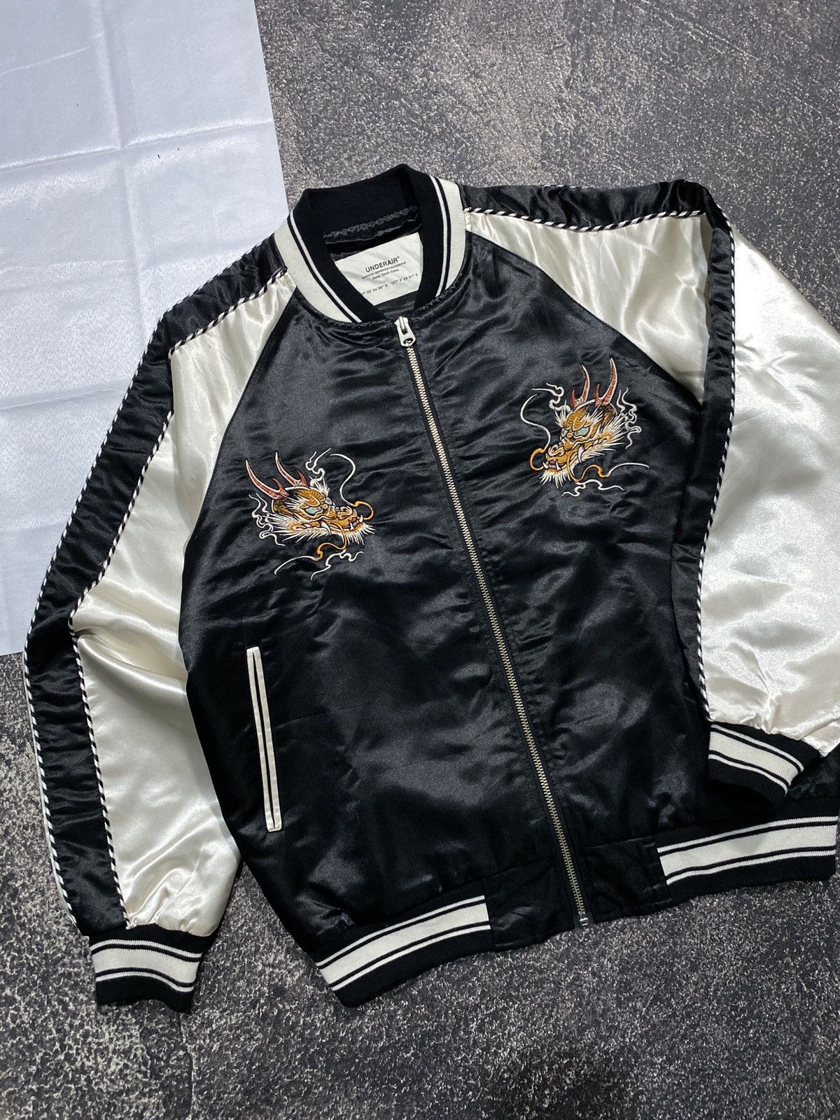 Other Varsity Sukajan Under Air Dragon Size US S / EU 44-46 / 1 - 2 Thumbnail