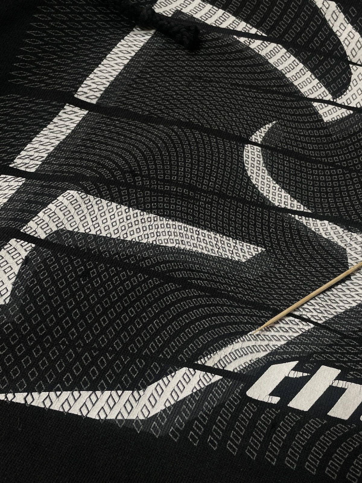 Vintage Vintage Y2K Hype Streetwear Hoodie Thor Distressed Size US S / EU 44-46 / 1 - 7 Thumbnail