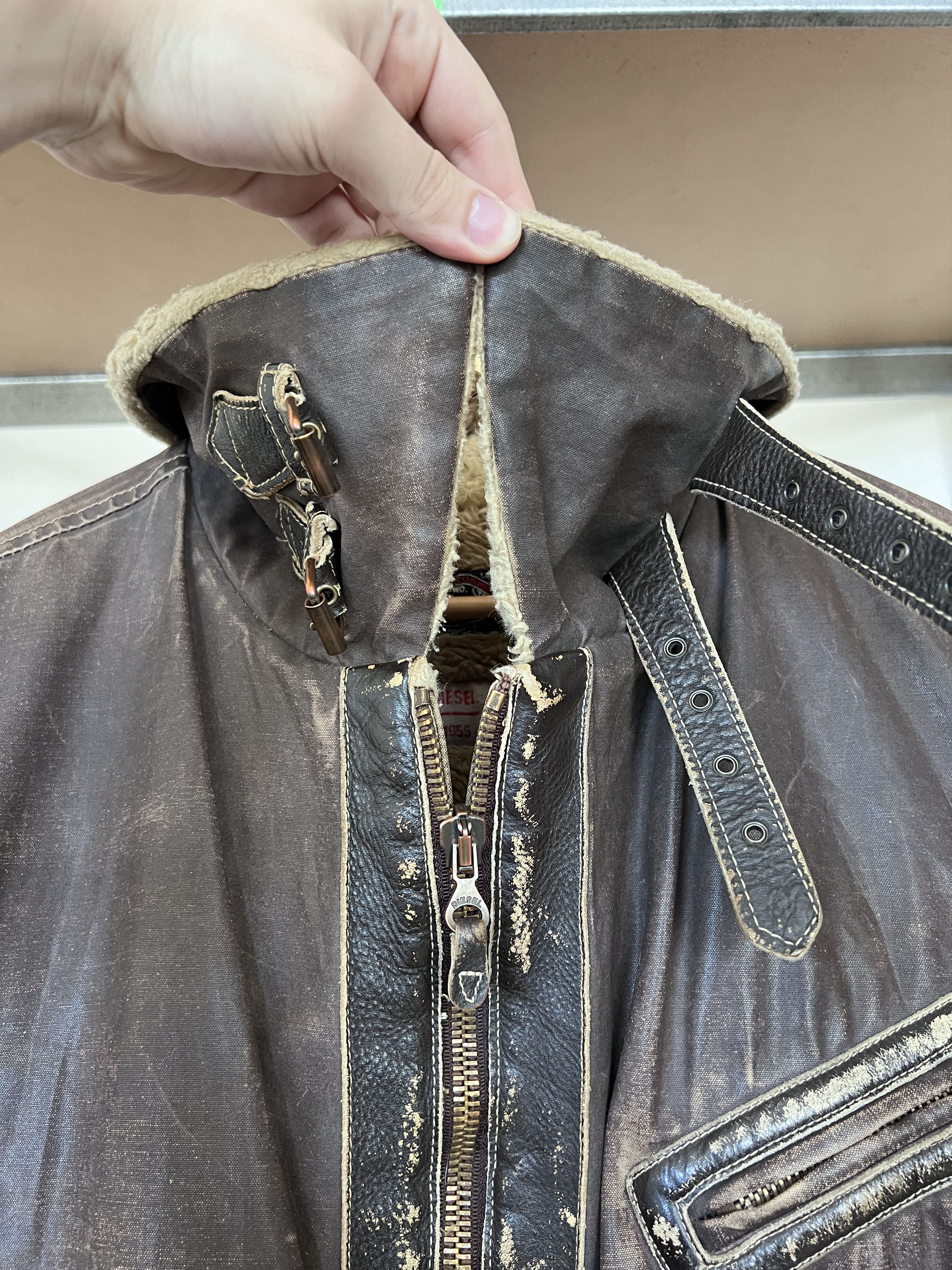 Diesel Diesel Vintage DMB 1955 Wax Sheepskin Distressed Jacket Size US XXL / EU 58 / 5 - 6 Thumbnail