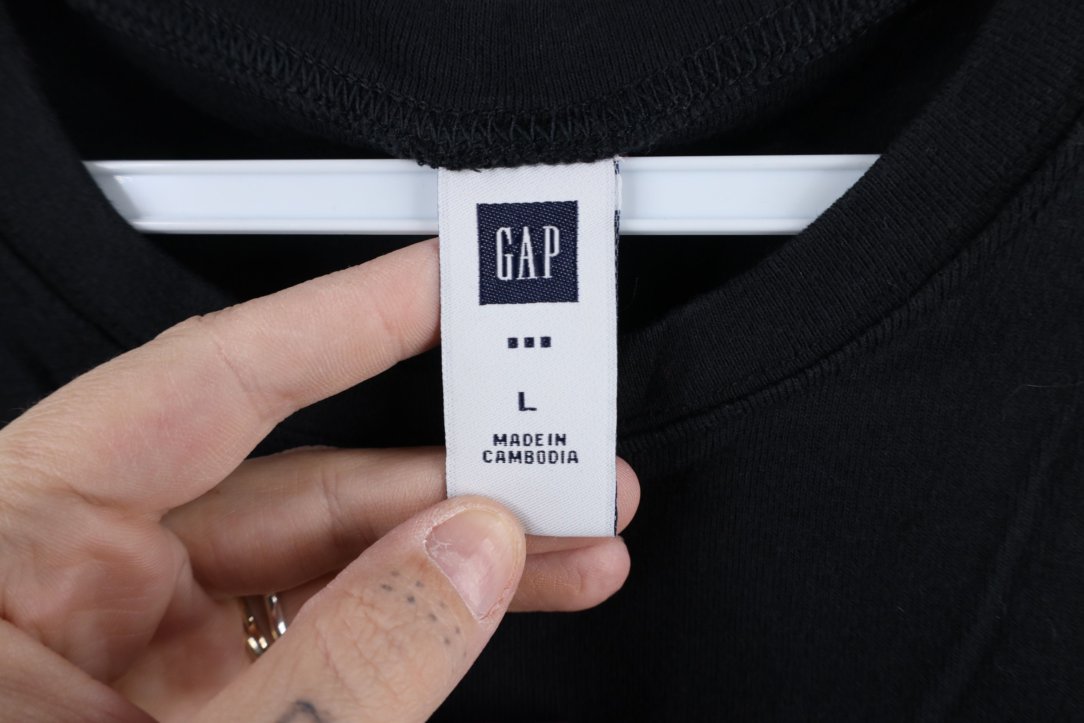 Gap × Vintage Vintage Y2K Gap Spell Out Sequin Short Sleeve T-Shirt Black Size L / US 10 / IT 46 - 6 Thumbnail
