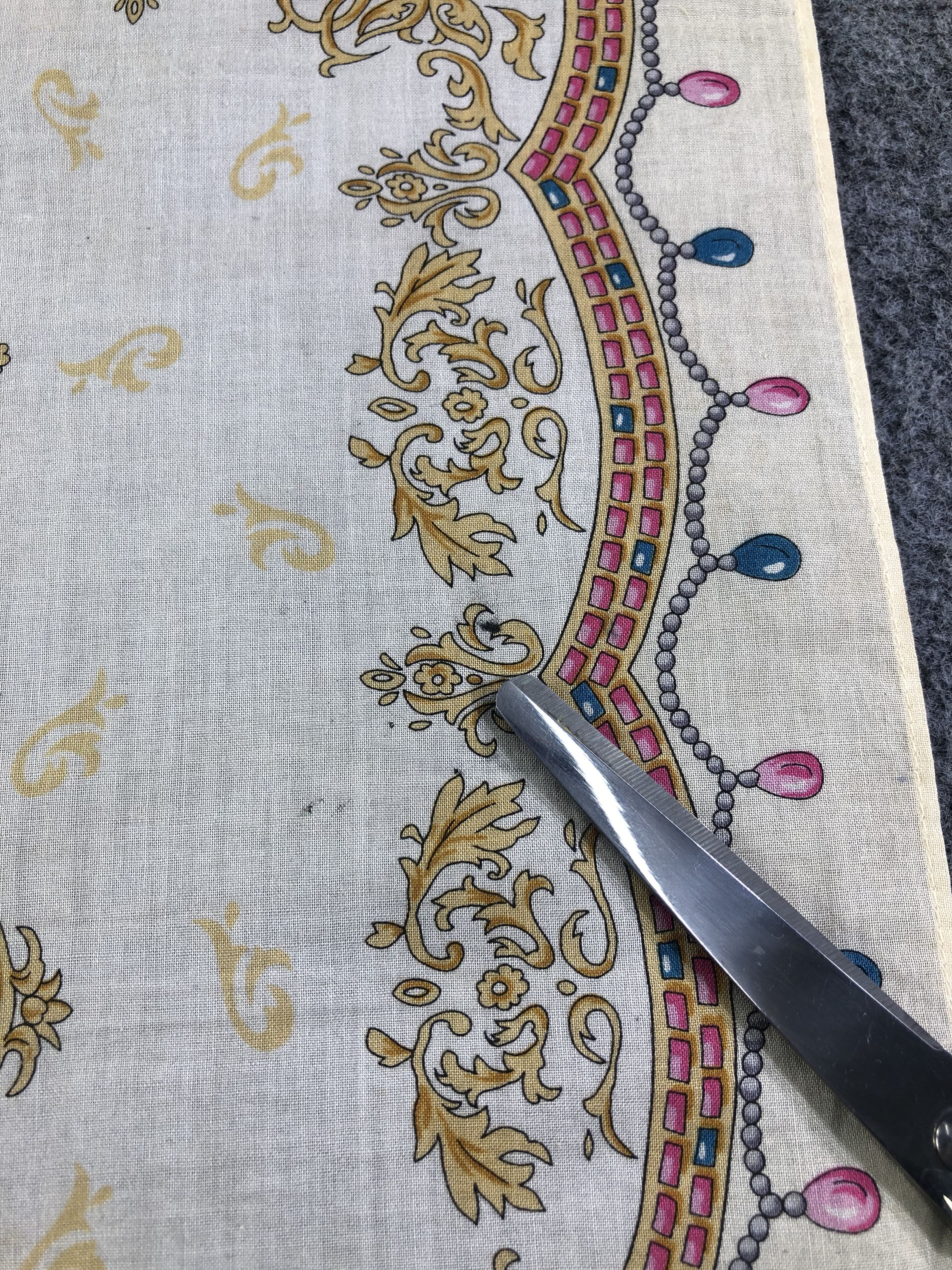 Vintage Balenciaga Handkerchief / Bandana / Neckerchief / Headscarf Size ONE SIZE - 8 Thumbnail