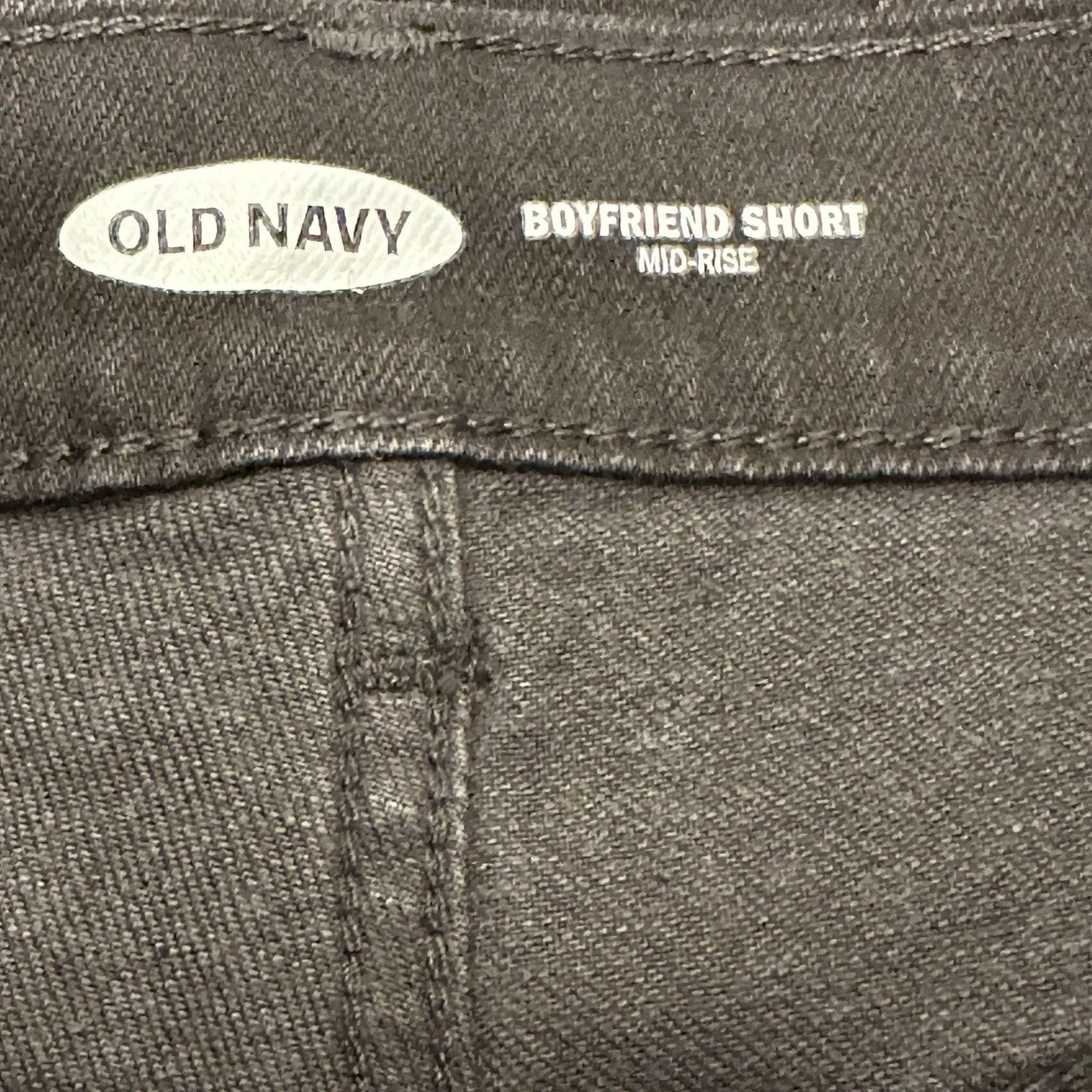 Old Navy Old Navy Women's Size 6 Black Jack Boyfriend Shorts Size 28" / US 6 / IT 42 - 5 Thumbnail