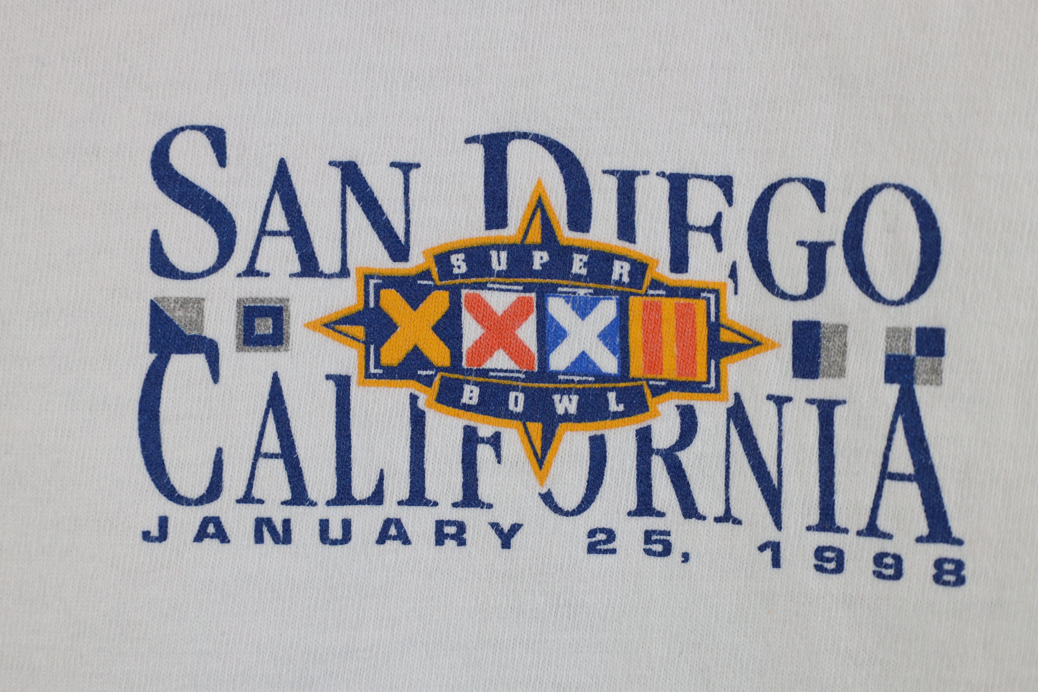 Starter Vintage 90s Starter XXXII Denver Broncos Football T-Shirt Size US L / EU 52-54 / 3 - 5 Thumbnail
