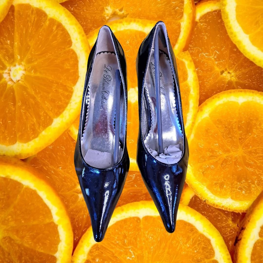 Other De Blossom Collection Black Pointed Toe High Heel Shoes Size Size US 9 / IT 39 - 2 Thumbnail