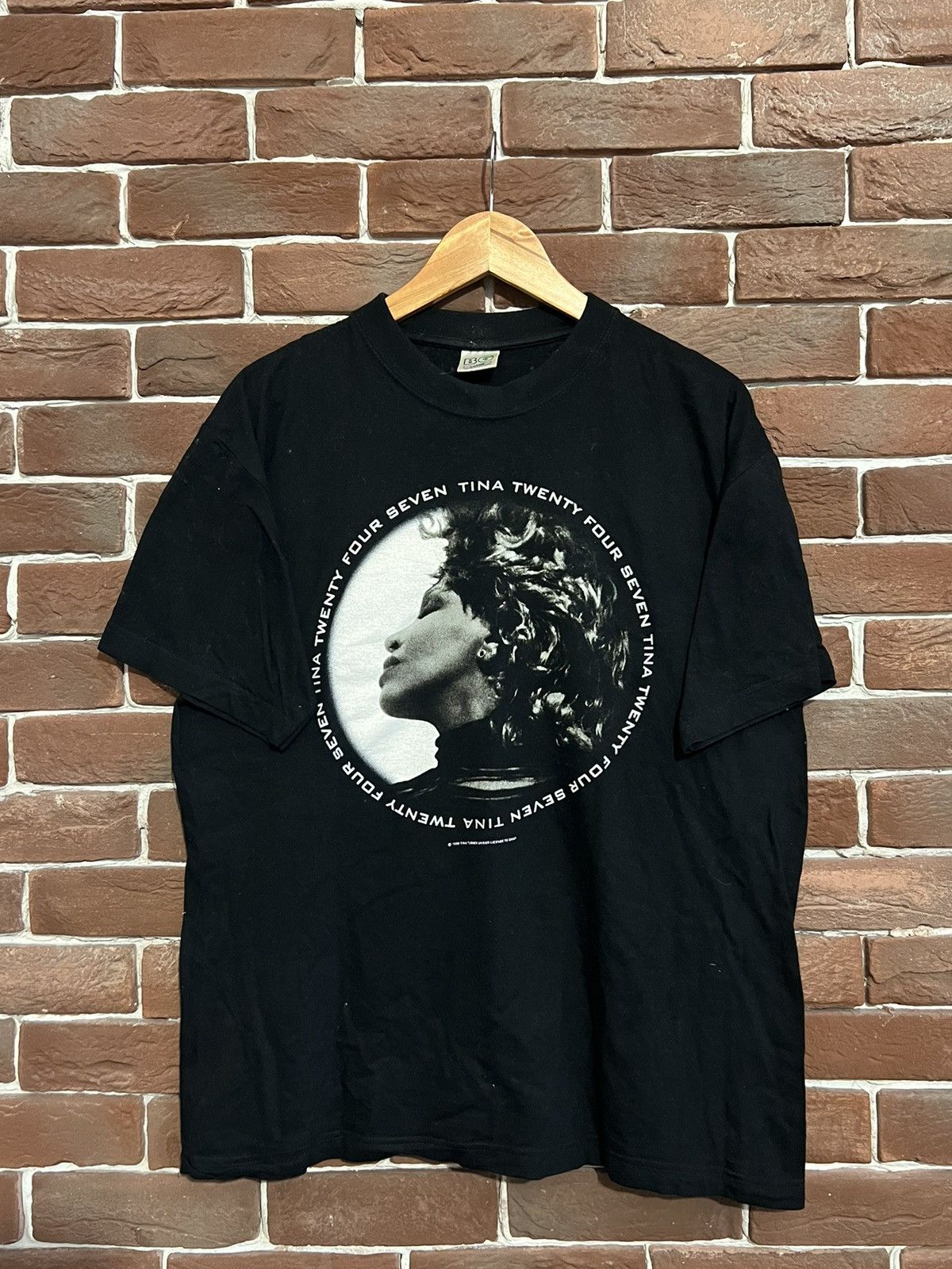image of Band Tees x Rock T Shirt Vintage 1999 Tina Turner T Shirt Tee Janet Jackson Chapman in Black (Size 