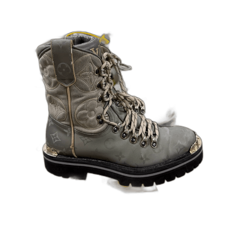 Louis Vuitton LOUIS VUITTON LV Titanium Martin Boots UK5 Size US 7 / IT 37 - 1 Thumbnail