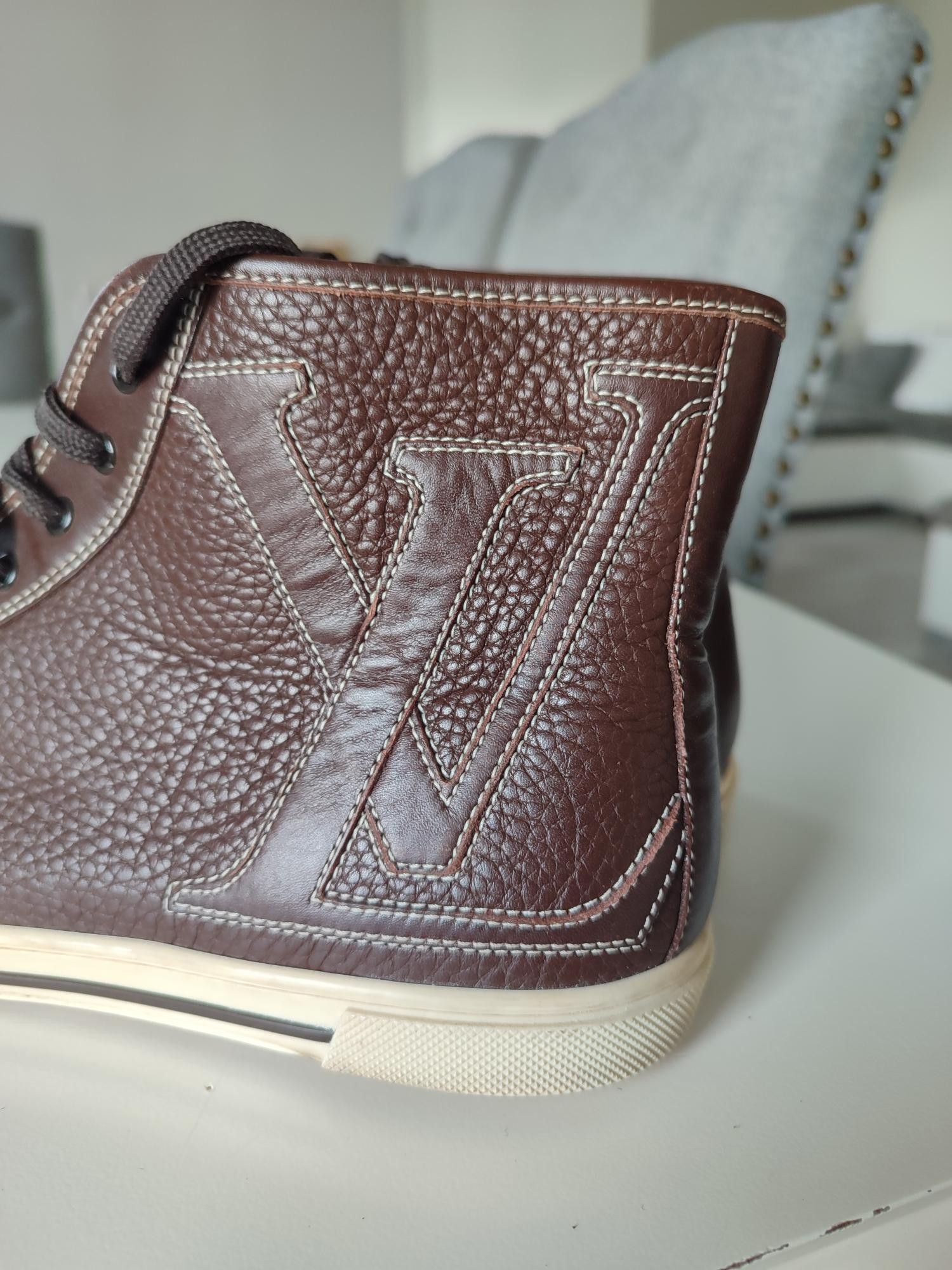 Louis Vuitton BASKETS LOUIS VUITTON PUNCHY HIGHTOP Size US 7.5 / IT 37.5 - 10 Thumbnail