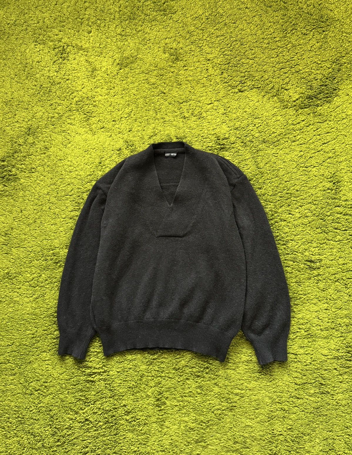 Issey Miyake 🇯🇵 Issey Miyake 1990s vintage camel hair wool blend sweater Size US M / EU 48-50 / 2 - 1 Thumbnail