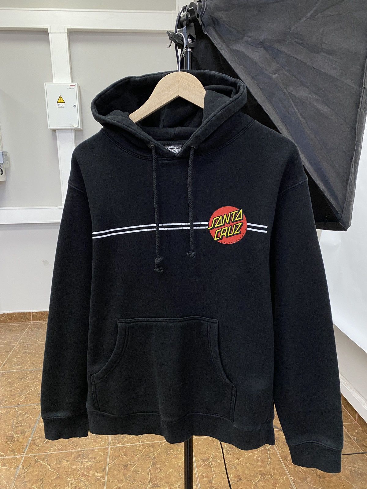 Santa Cruz Skateboards 🇺🇸 Vintage Y2K Santa Cruz Skateboards Hoodie Rare Retro Hype Size US S / EU 44-46 / 1 - 2 Thumbnail