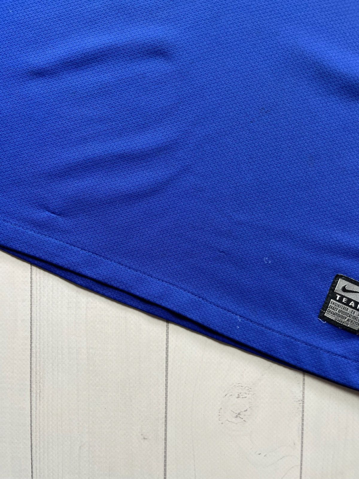Nike × Vintage Vintage Nike Manchester United soccer jersey blue size L Size US L / EU 52-54 / 3 - 4 Thumbnail