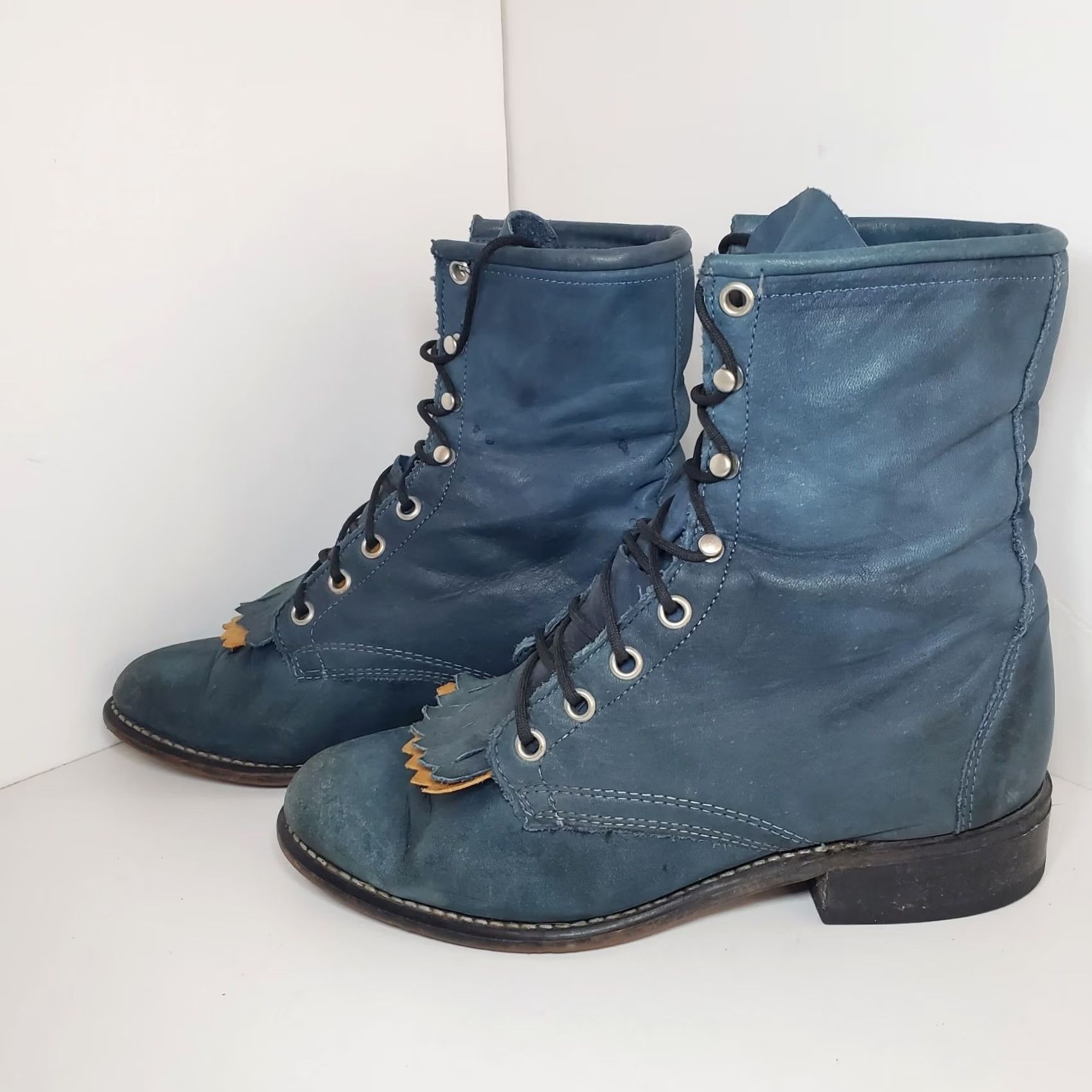 Vintage Laredo Roper Boots Womens 7M Teal Blue Leather Kiltie Western Riding Lace Up Fringe Vintage Cowboy Boot Mens? Ladies? Size US 7 / IT 37 - 4 Thumbnail