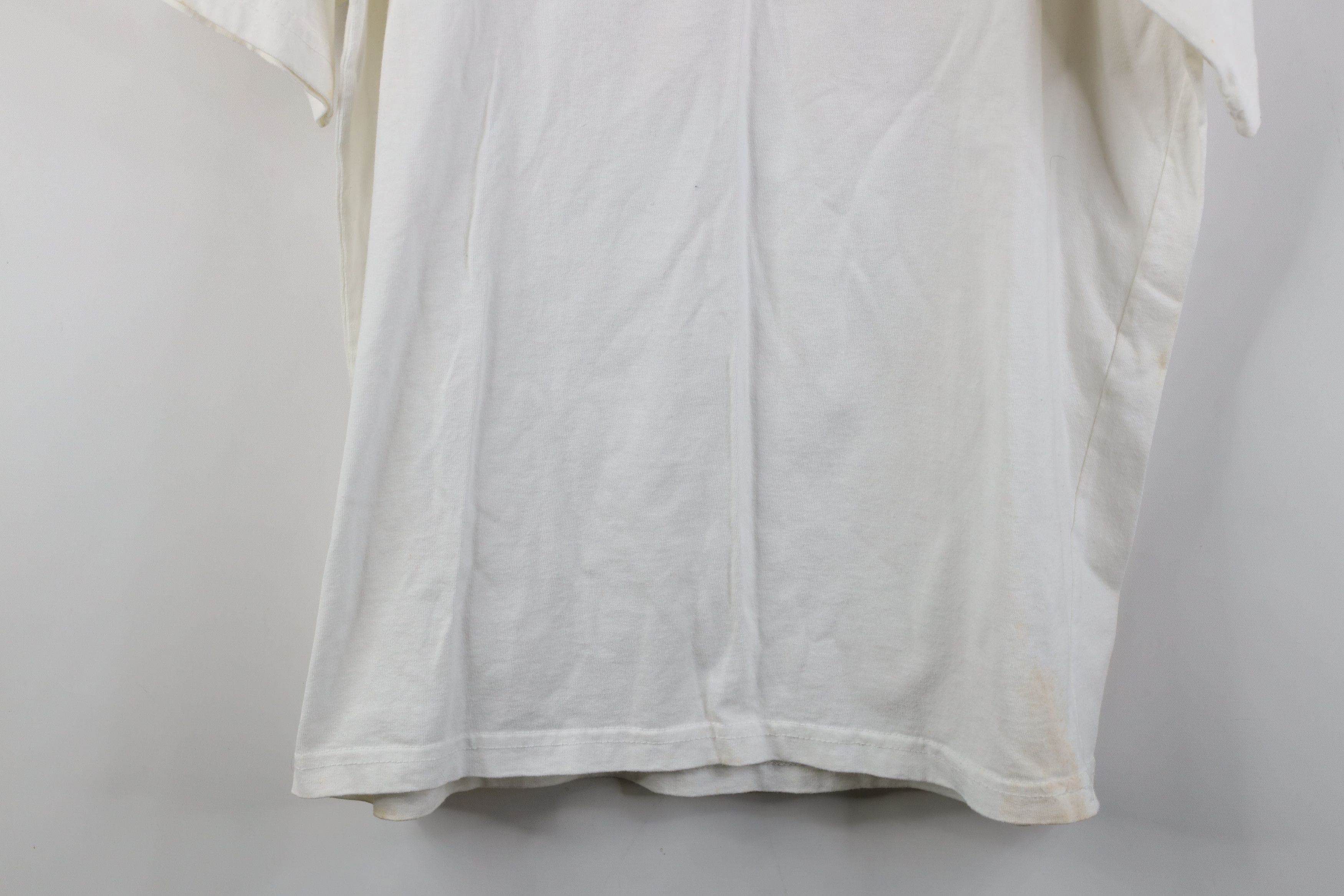 Vintage Vintage 90s Streetwear Studded Flower Love T-Shirt USA Size L / US 10 / IT 46 - 15 Thumbnail