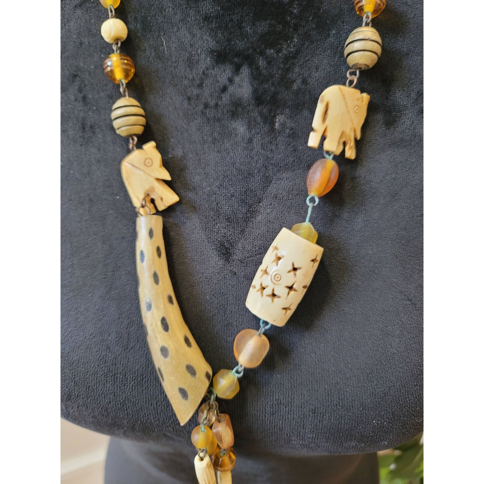 The Unbranded Brand Tribal Carved Animal Bead Necklace Handmade Beaded Long Boho Size ONE SIZE - 3 Thumbnail