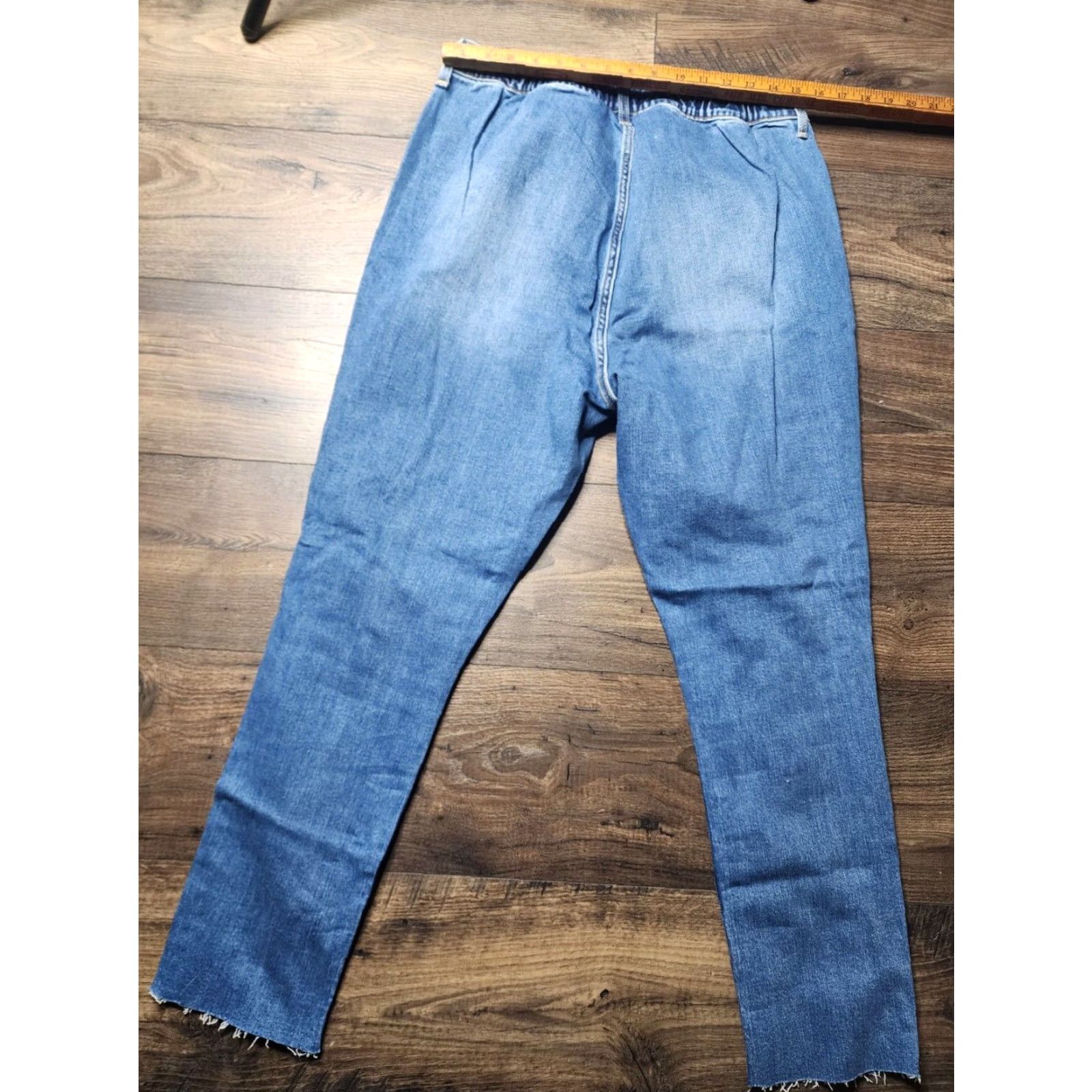 Vintage VINTAGE Arizona Jean Co. Adaptive Distressed Skinny Cropped Jeans Women's Juniors 15 Blue Analog? Size 36" / US 14 / IT 50 - 3 Thumbnail