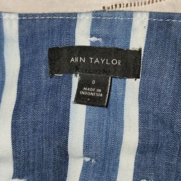 Ann Taylor Ann Taylor High Waisted Wide Leg Belted Blue Jean Sz. 0 Capr Size 25" / US 0 / IT 36 - 5 Thumbnail