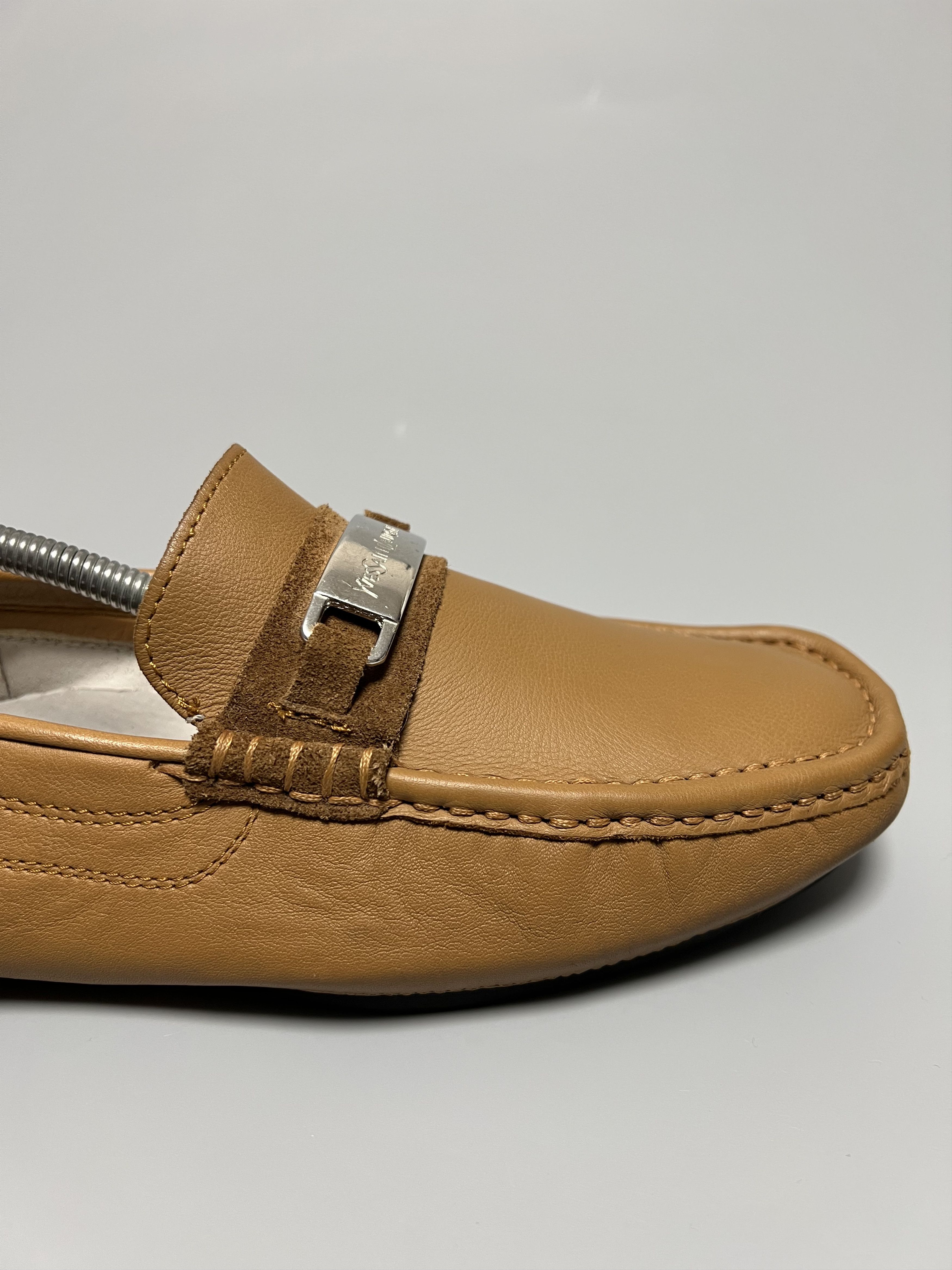 Yves Saint Laurent Yves Saint Laurent Vintage Leather Moccasins Driving Loafer Size US 10 / EU 43 - 15 Thumbnail