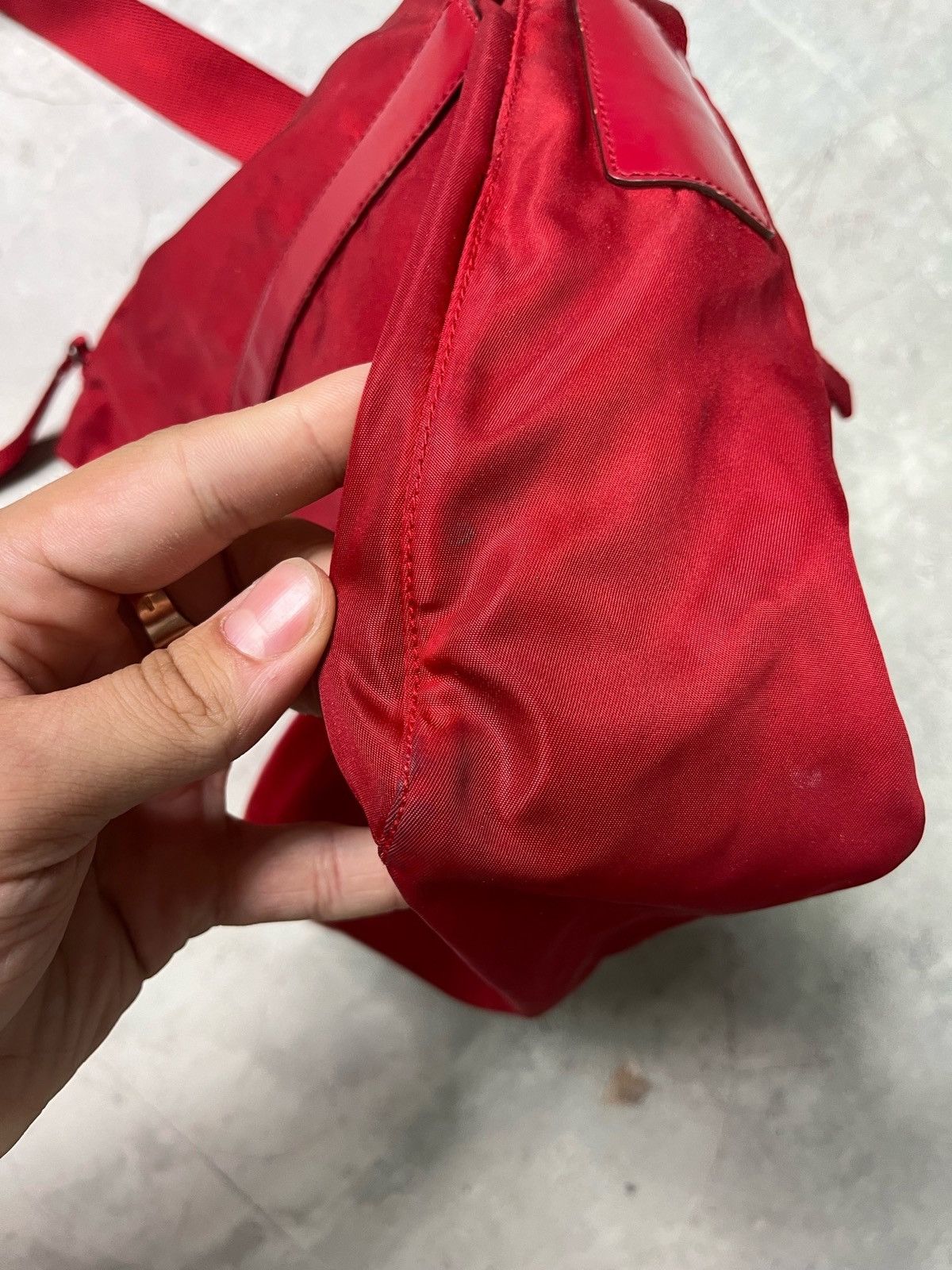 Prada Authentic PRADA Shoulder Bag Size ONE SIZE - 7 Thumbnail
