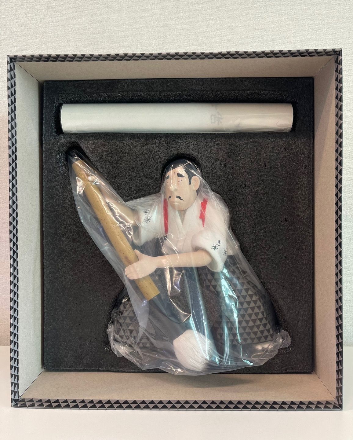 Japanese Brand ESOW Big picture book Figure Edition Size ONE SIZE - 9 Thumbnail