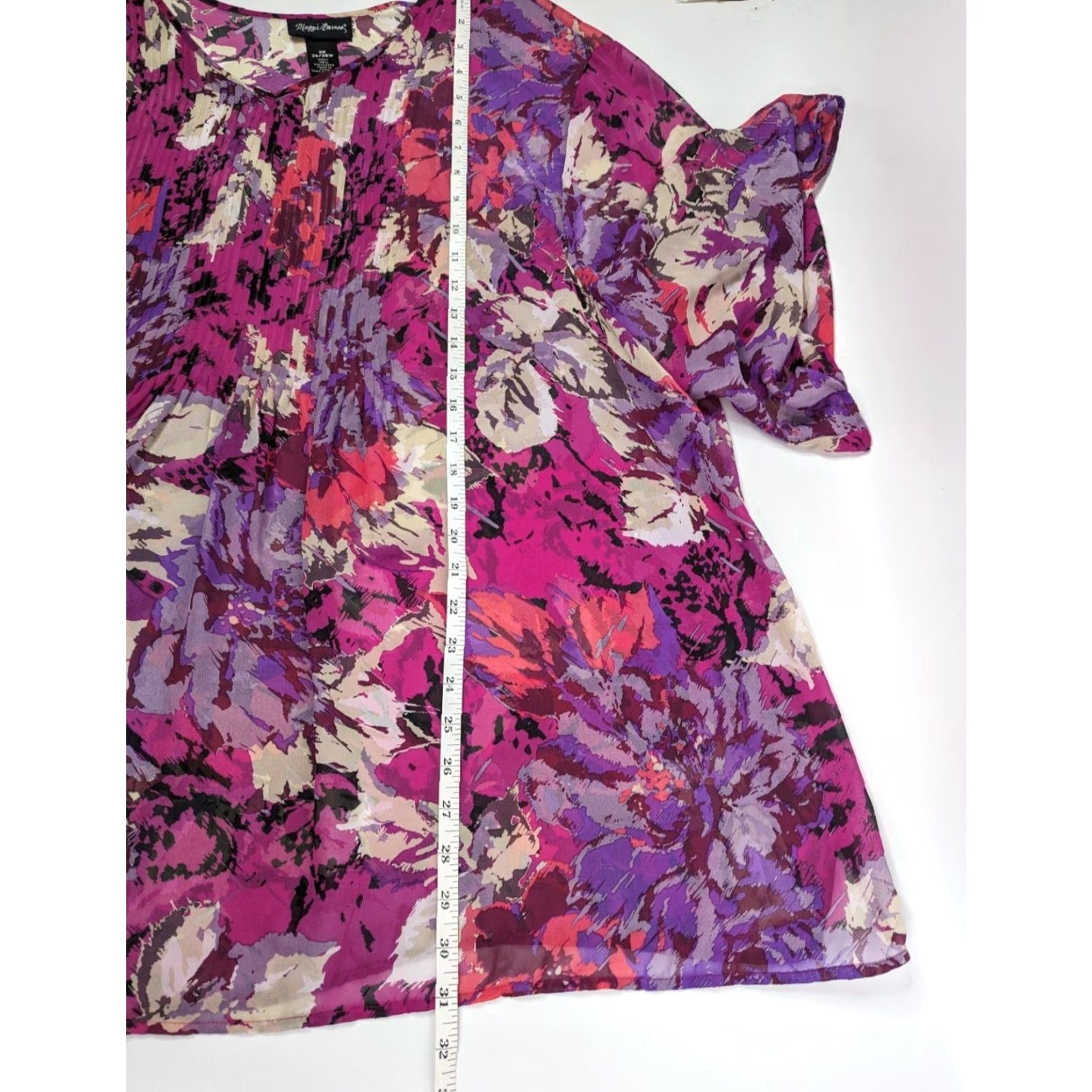Vintage Maggie Barnes Purple Abstract Top Womens Size 3X 26/28 Short Sleeve Ruffle Blouse V-Neck Paisley Flutter Sleeve Polyester Plus Shirt Size XXL / US 16-18 / IT 52-54 - 5 Thumbnail