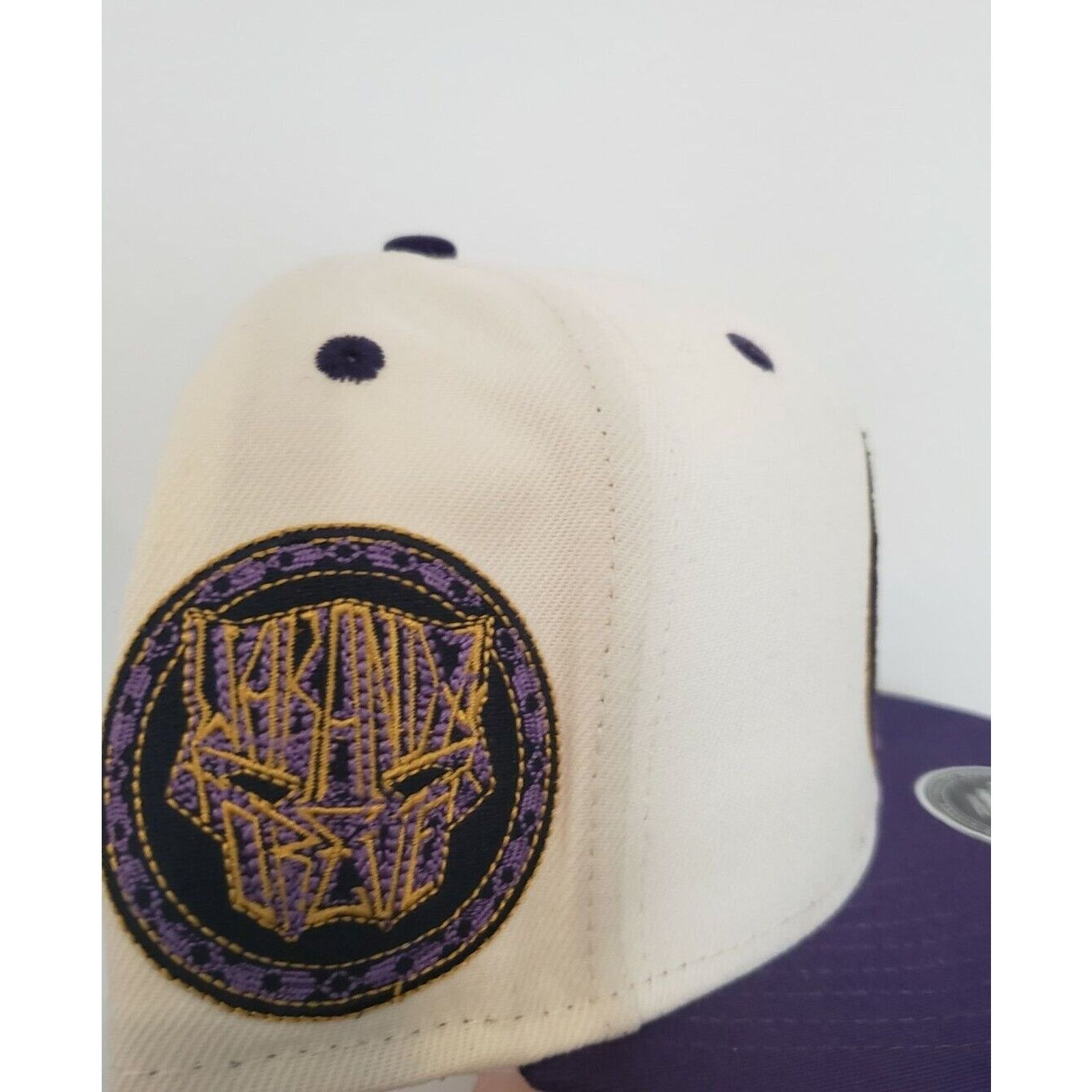 Lids Black Panther Hat Cap Marvel Fitted White Size 7 1/4 Lids Size ONE SIZE - 3 Thumbnail