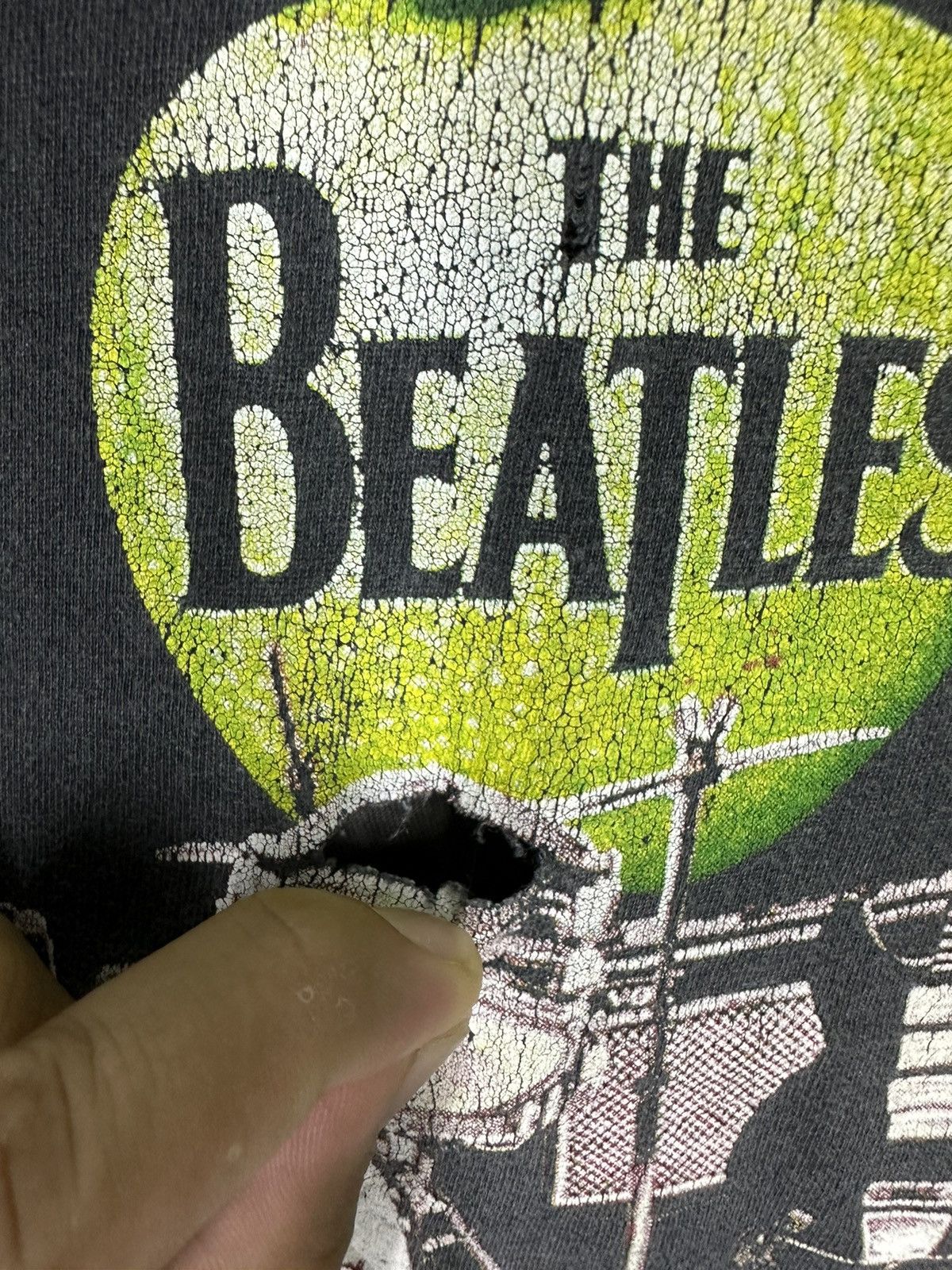Band Tees Thrashed Vintage The Beatles Sun Faded Shirt Tee Size US L / EU 52-54 / 3 - 6 Thumbnail