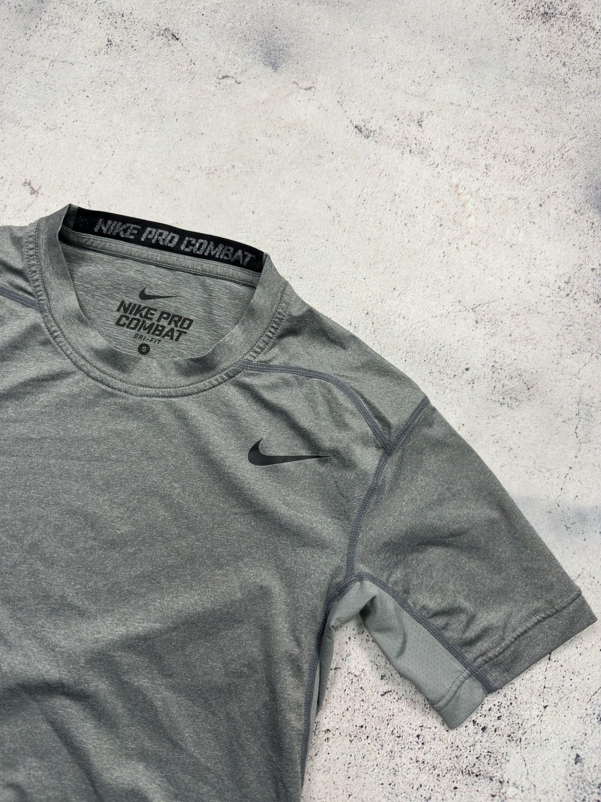 Nike Nike Pro Combat Gray Training T Shirt Size S Size US S / EU 44-46 / 1 - 3 Thumbnail