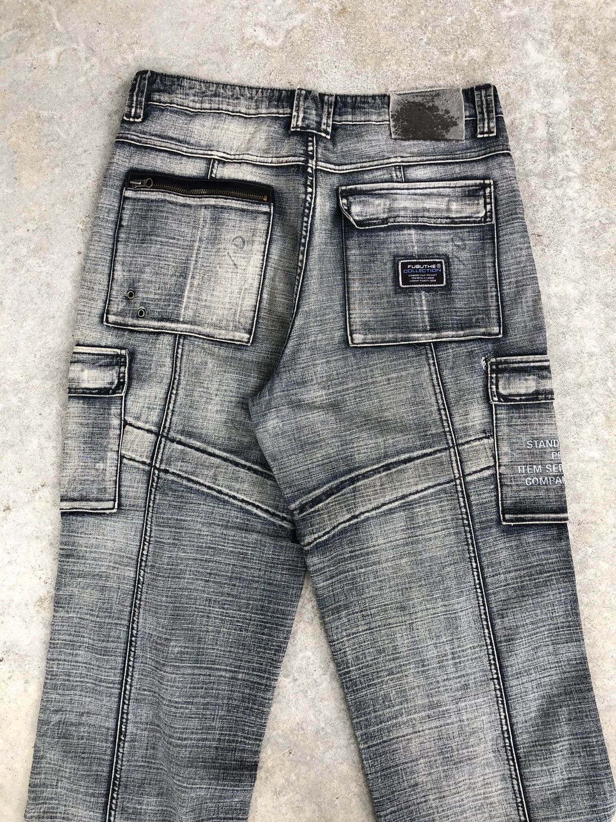 Fubu Japanese Fubu Baggy Jeans Hip Hop Distressed Jeans Size US 34 / EU 50 - 8 Thumbnail