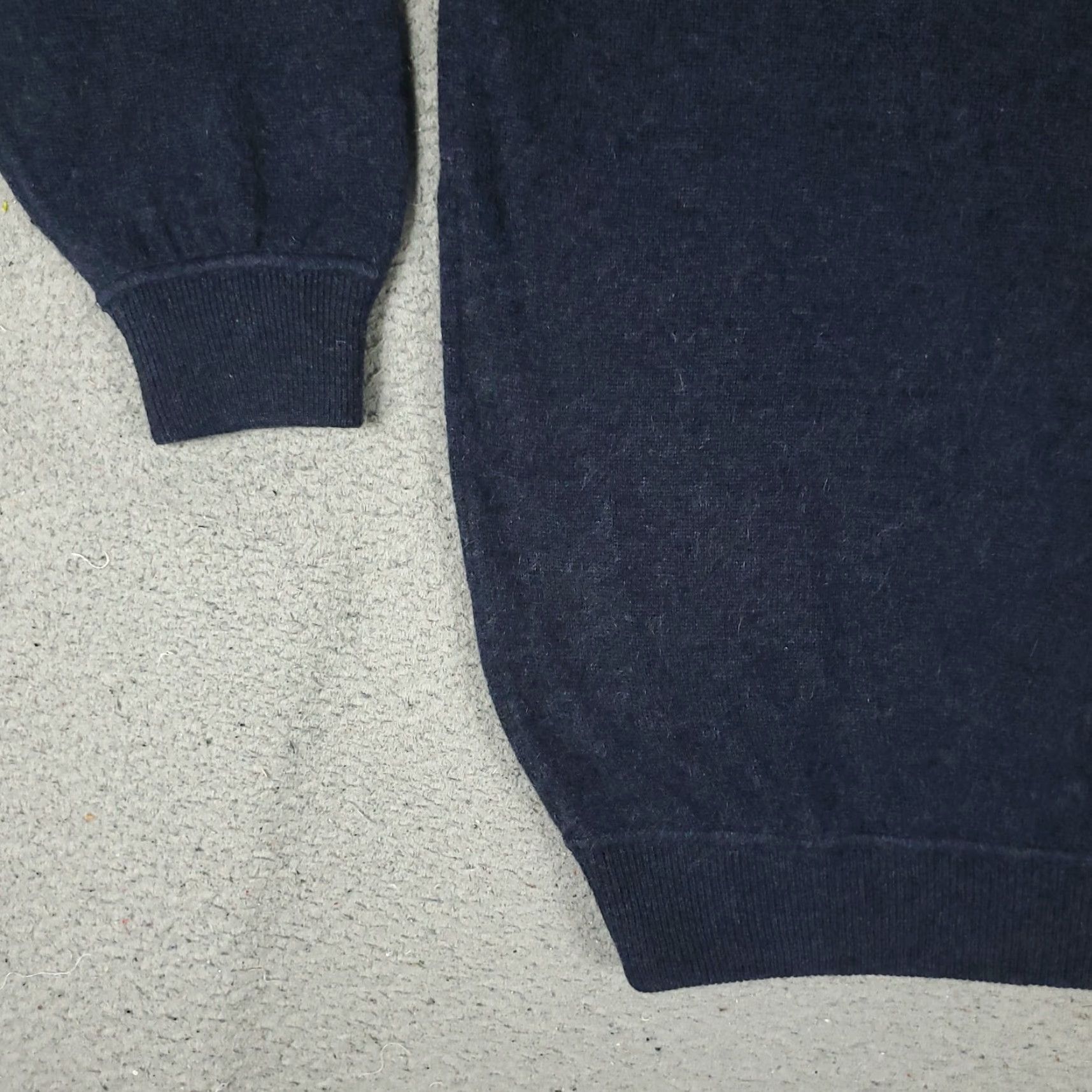 Vintage OGGI Cashmere Sweater Mens Small Blue Crew Neck Pullover Regular Fit Size US S / EU 44-46 / 1 - 3 Thumbnail