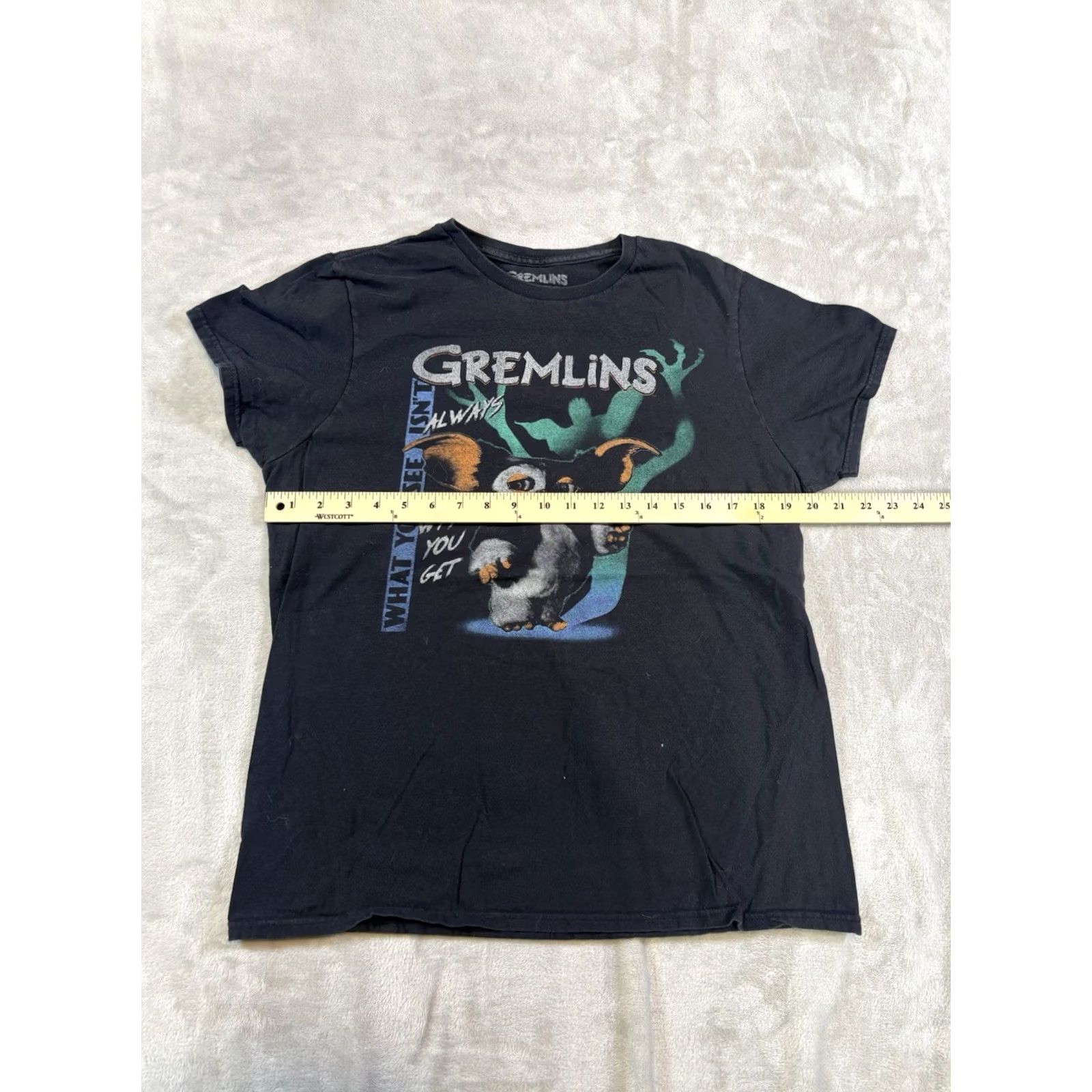 Vintage Gremlins Movie Graphic Print Crew Neck T-Shirt Black | Size L | Men’s Regular Fit Size US L / EU 52-54 / 3 - 2 Thumbnail