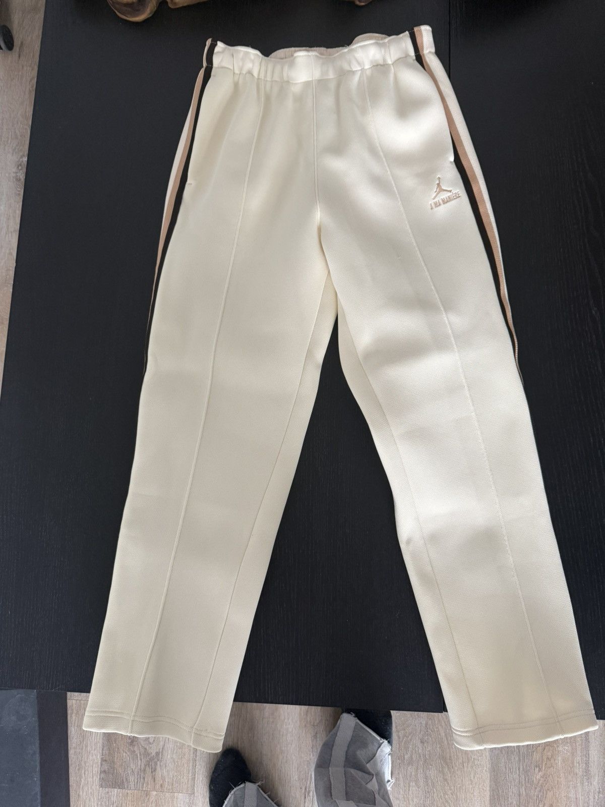 A Ma Maniere × Jordan Brand A Ma Maniére x Jordan Cream Tech Woven Fabric size M Size US 32 / EU 48 - 1 Thumbnail