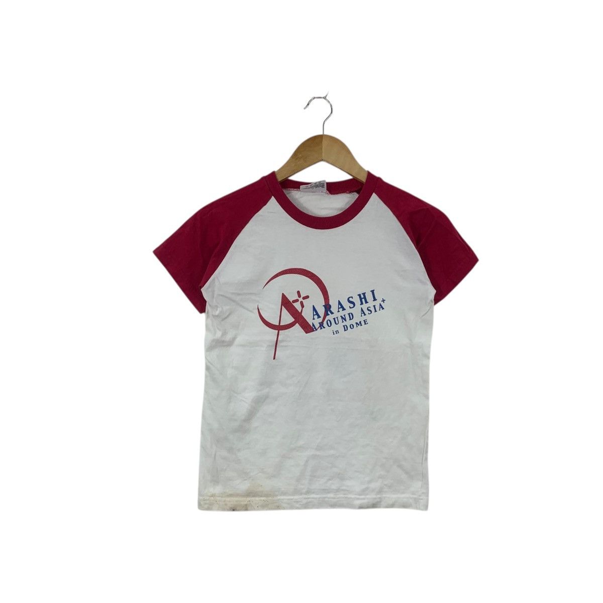 Band Tees ARASHI AROUND ASIA 2007 Dome Tour Boy Band Tee Shirt Top Size XS / US 0-2 / IT 36-38 - 1 Thumbnail
