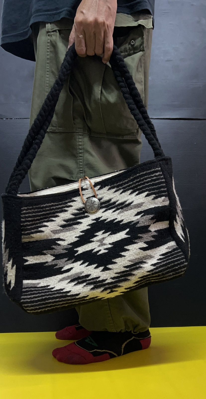 Handmade × Native × Vintage 🔥HOT DROPS🔥TOTE BAG NATIVE NAJAVO MEXICO HAND WOVEN Size ONE SIZE - 1 Thumbnail