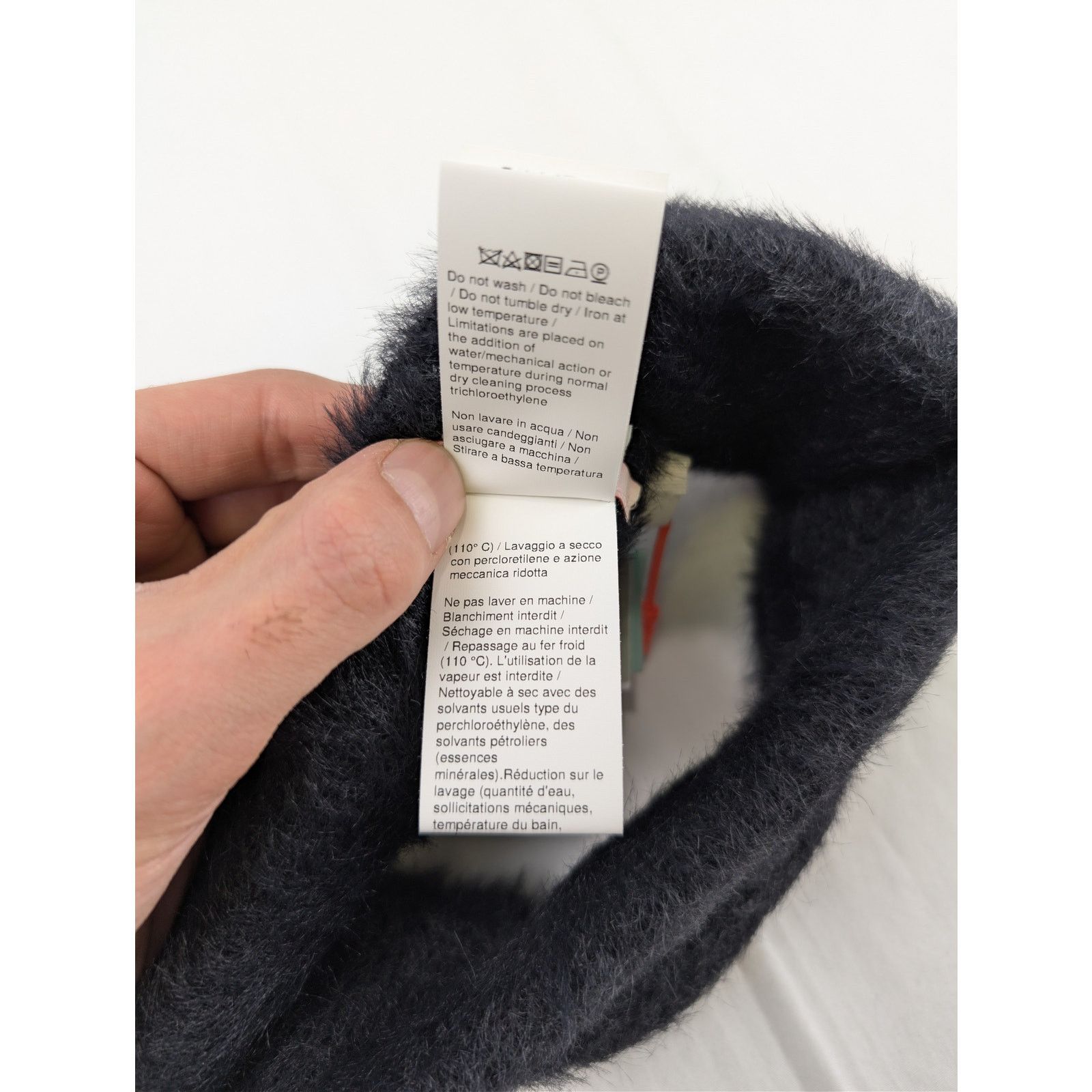 Off-White o1rshd1 Size: OS / Bounce Ski Headband in black faux-fur Size ONE SIZE - 13 Thumbnail