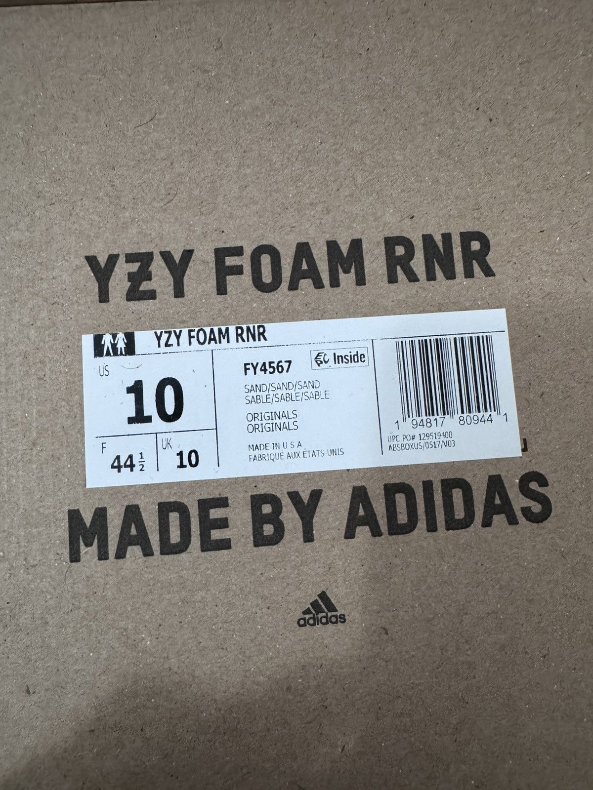 Adidas Adidas Yeezy Foam RNNR Sand Size US 10 / EU 43 - 22 Thumbnail
