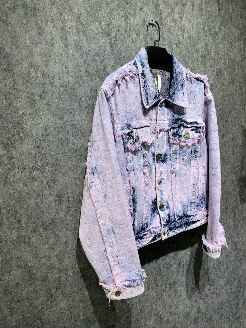 LOUIS VUITTON Fringed denim jacket