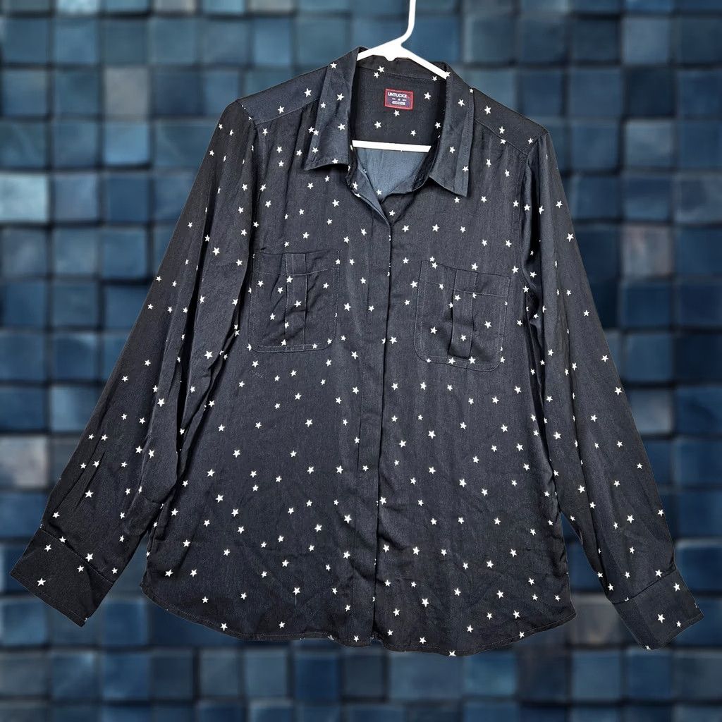 UNTUCKit UNTUCKit Button-Up Shirt Women’s Black White Star Printed Long Sleeve Size 12 Size XL / US 12-14 / IT 48-50 - 1 Thumbnail