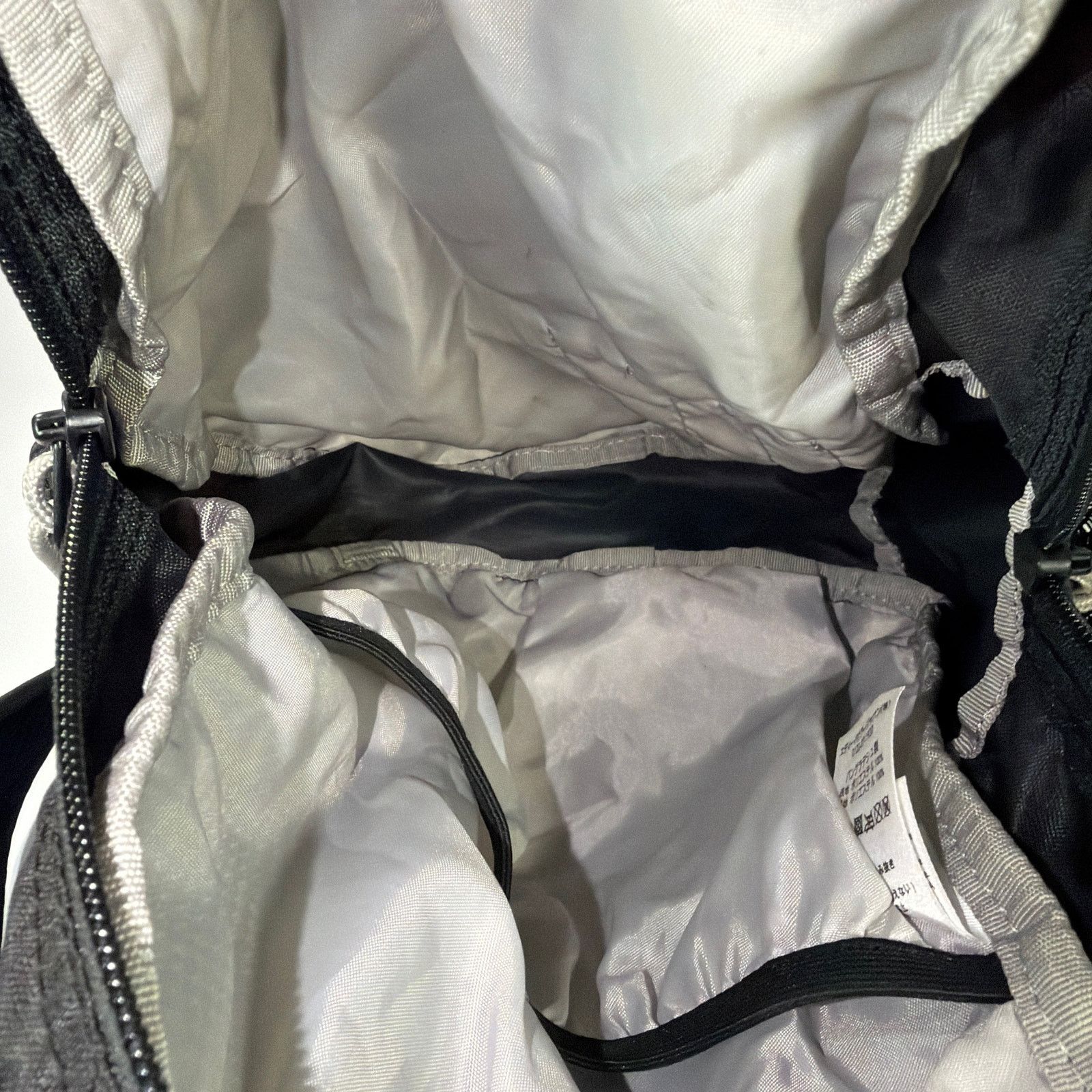 Eddie Bauer Eddie Bauer Stowaway 10L Packable Backpack Black/Gray Size ONE SIZE - 7 Thumbnail